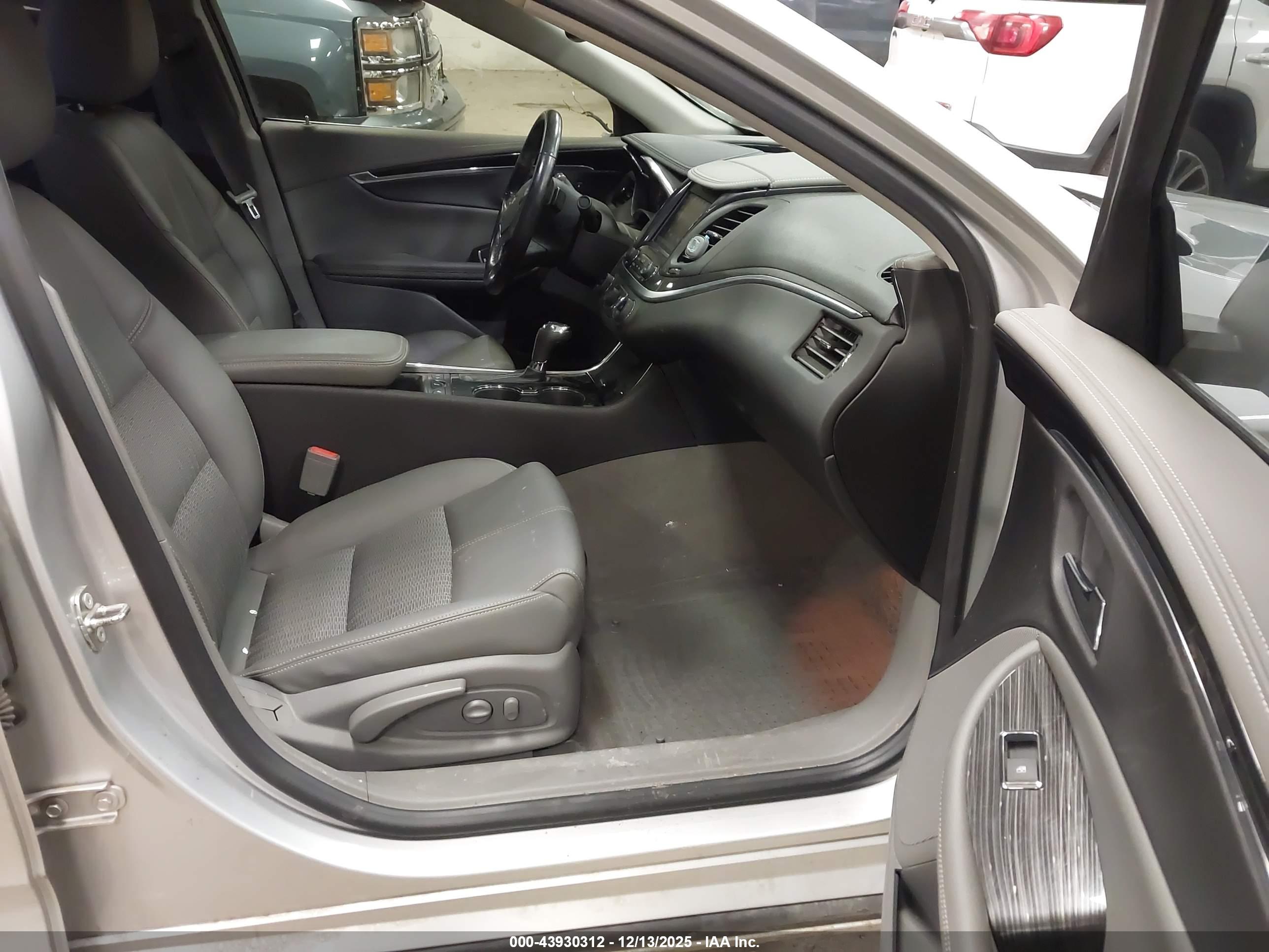 CHEVROLET IMPALA image 5