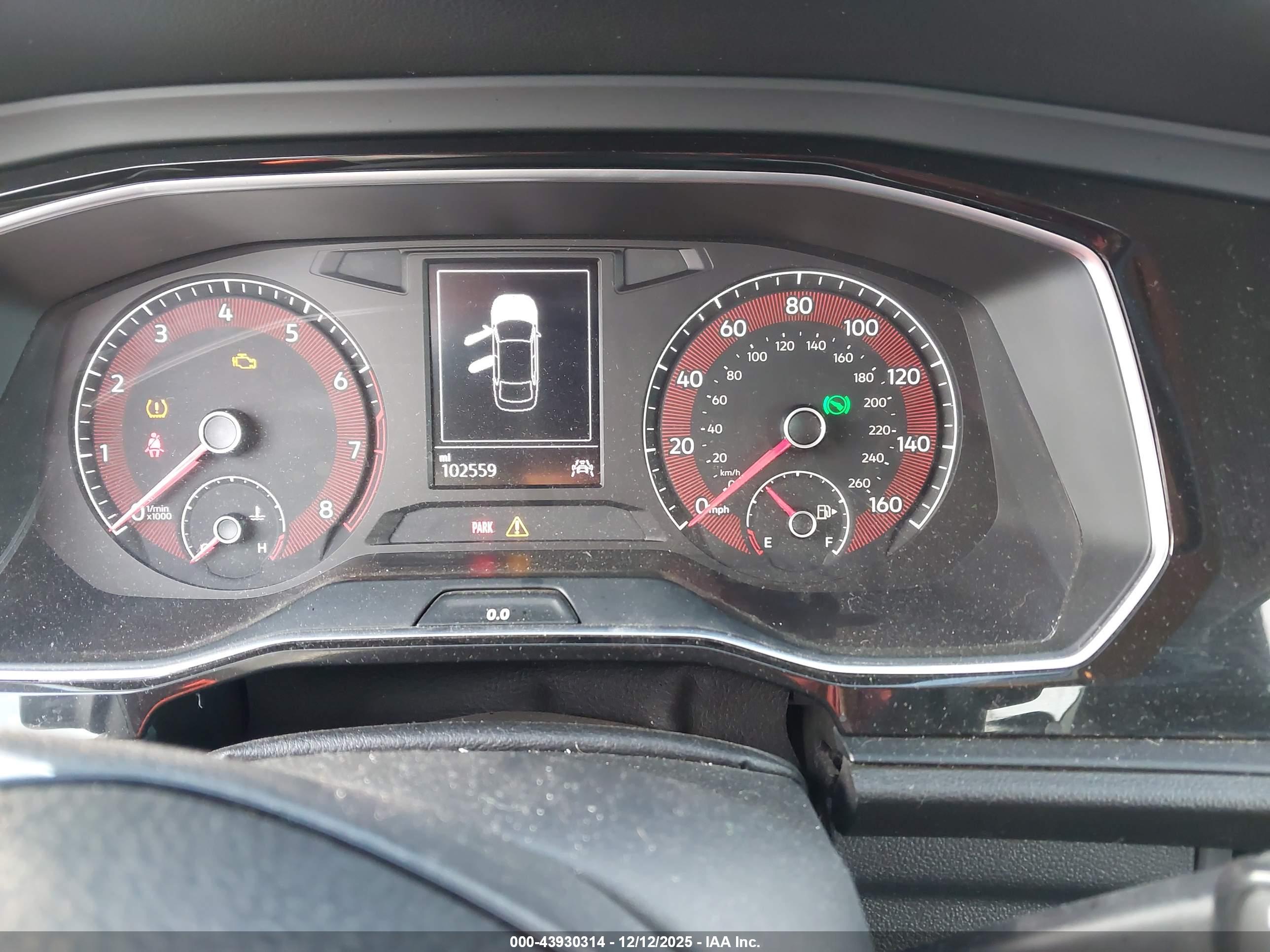 VOLKSWAGEN JETTA image 7