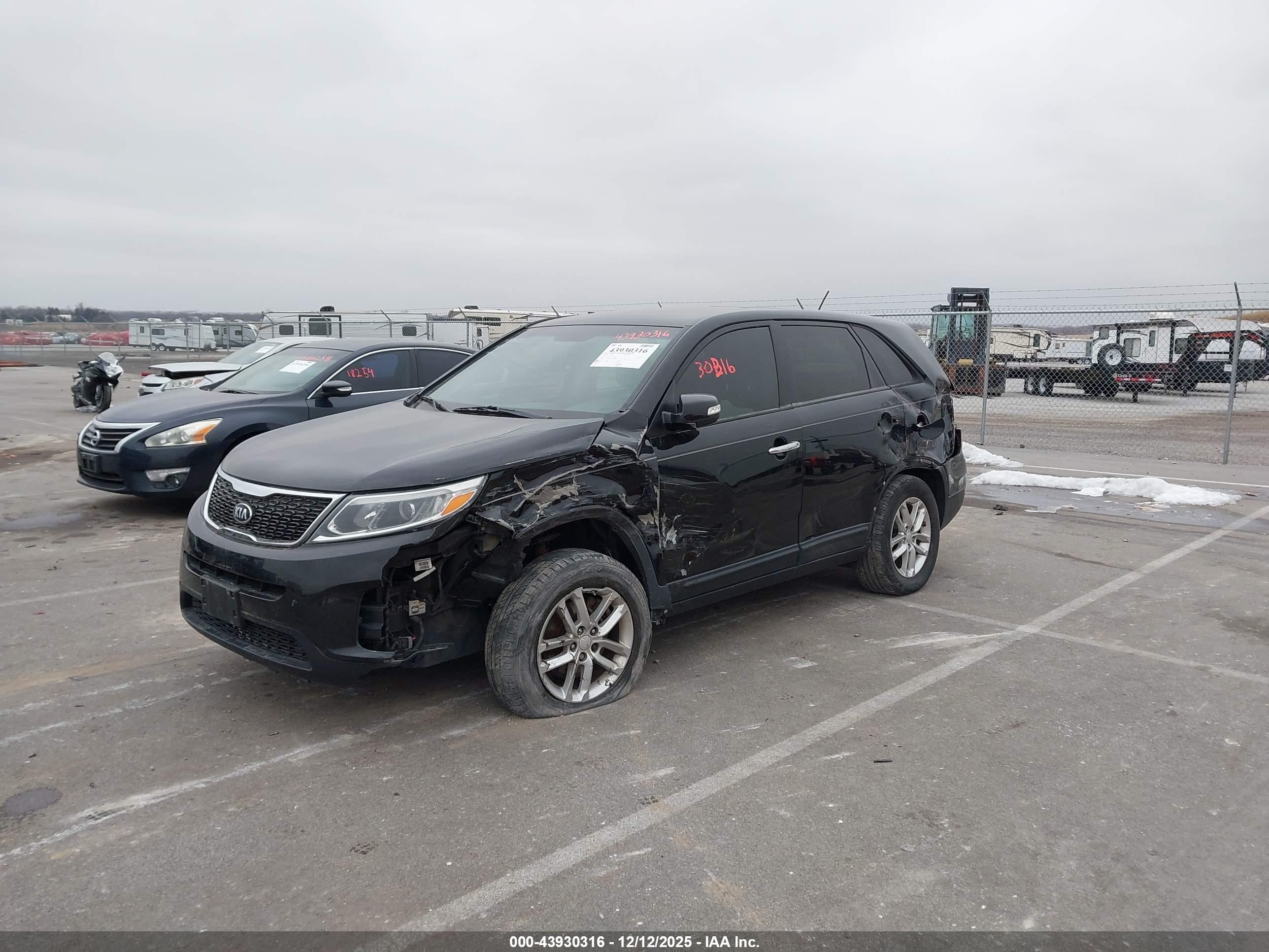 KIA SORENTO image 2