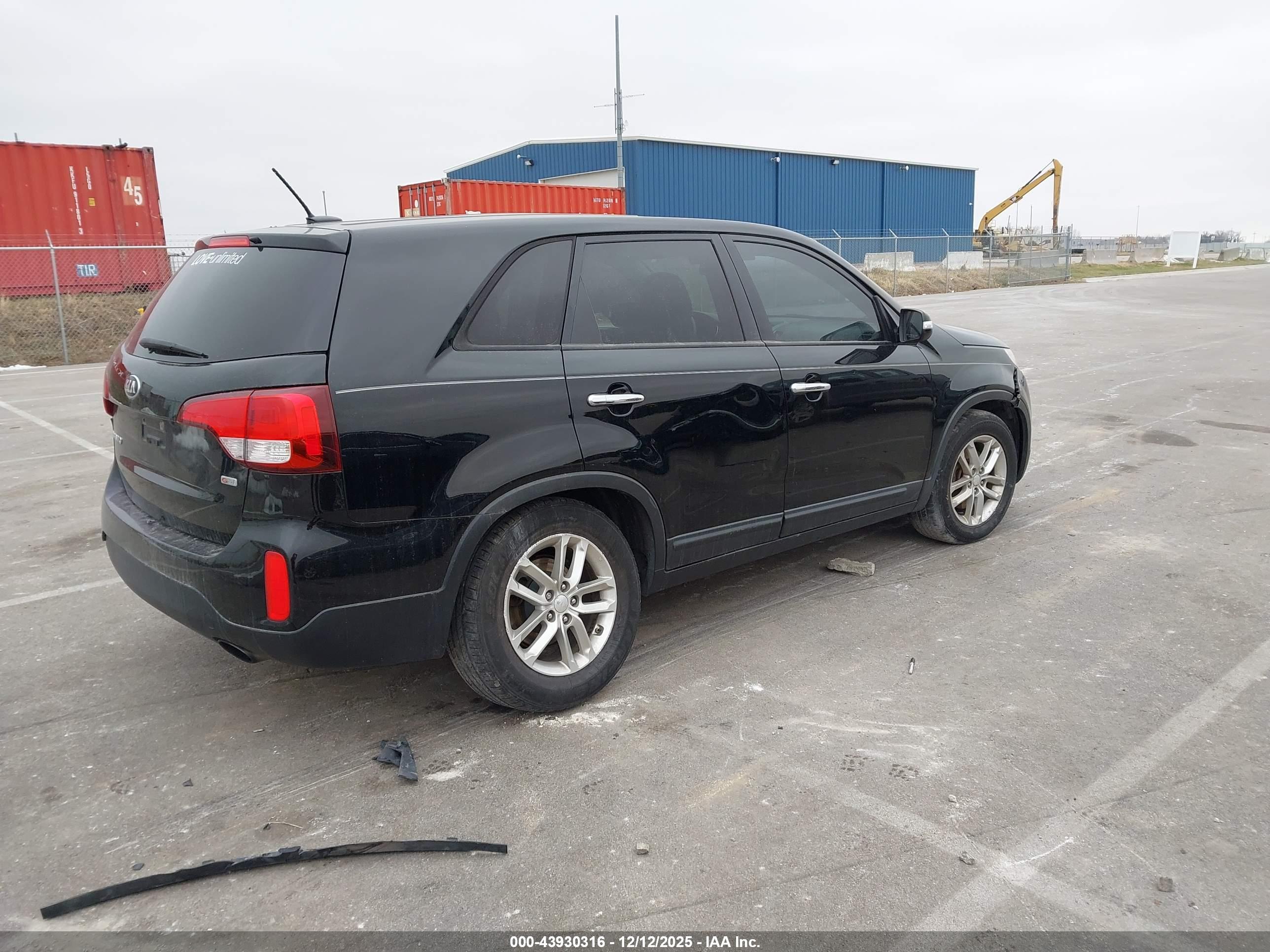 KIA SORENTO image 4