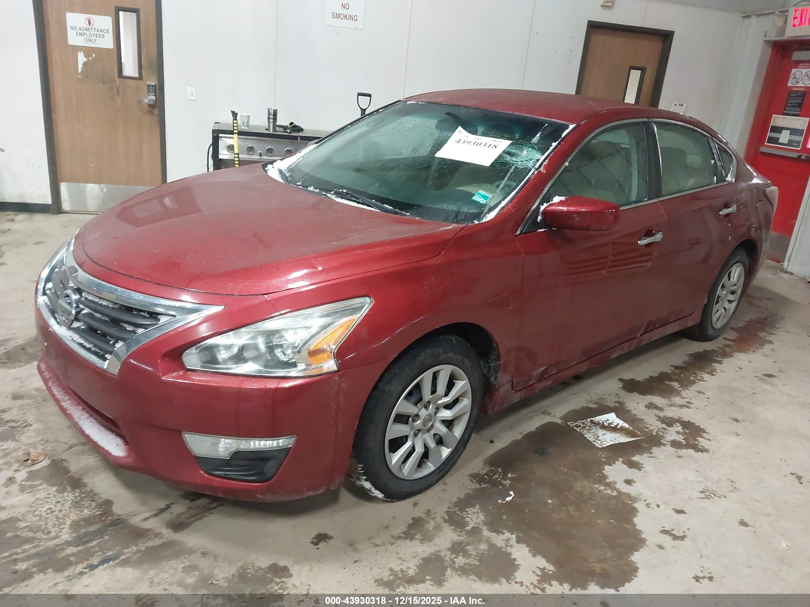 NISSAN ALTIMA image 2