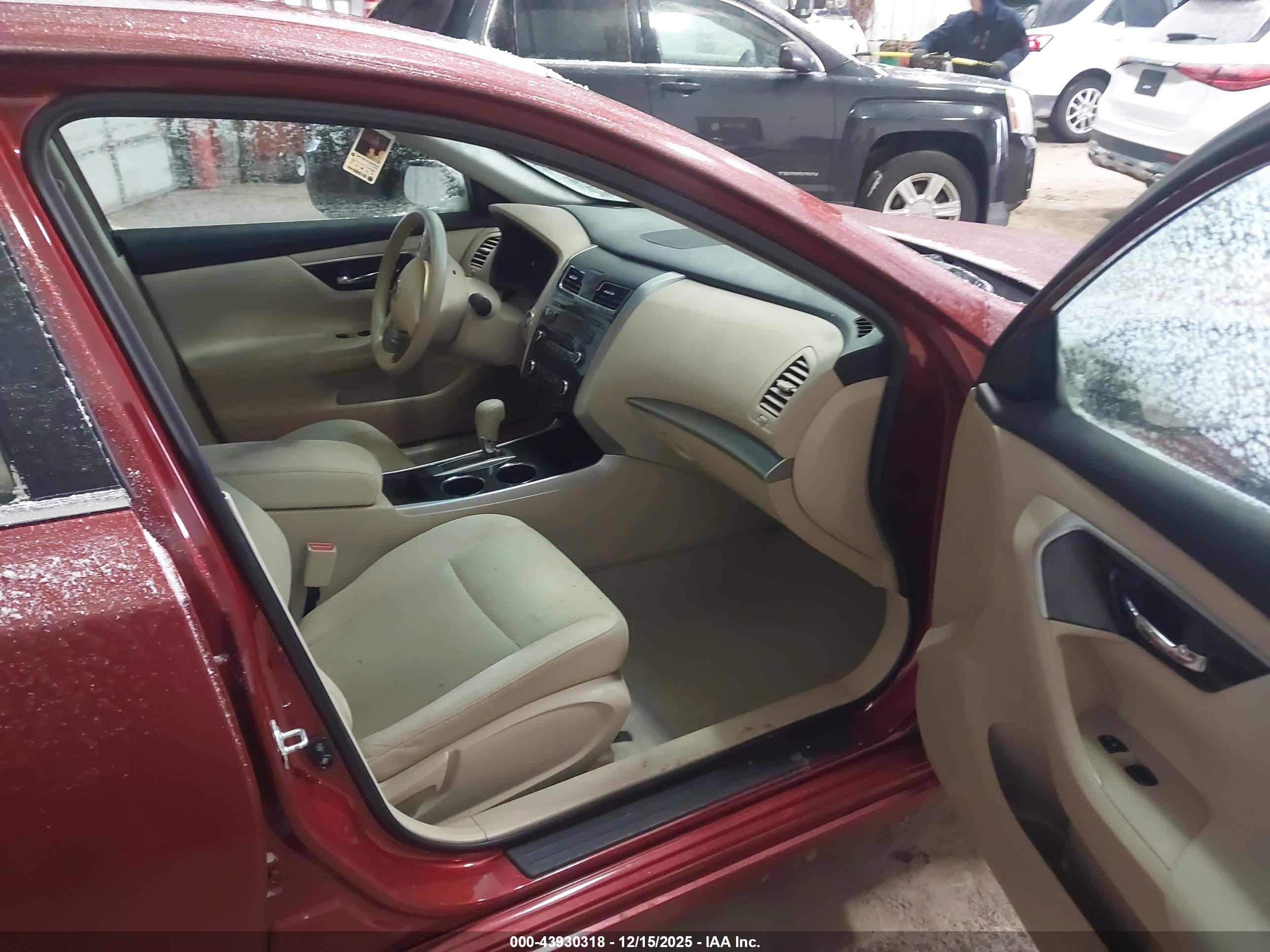 NISSAN ALTIMA image 5