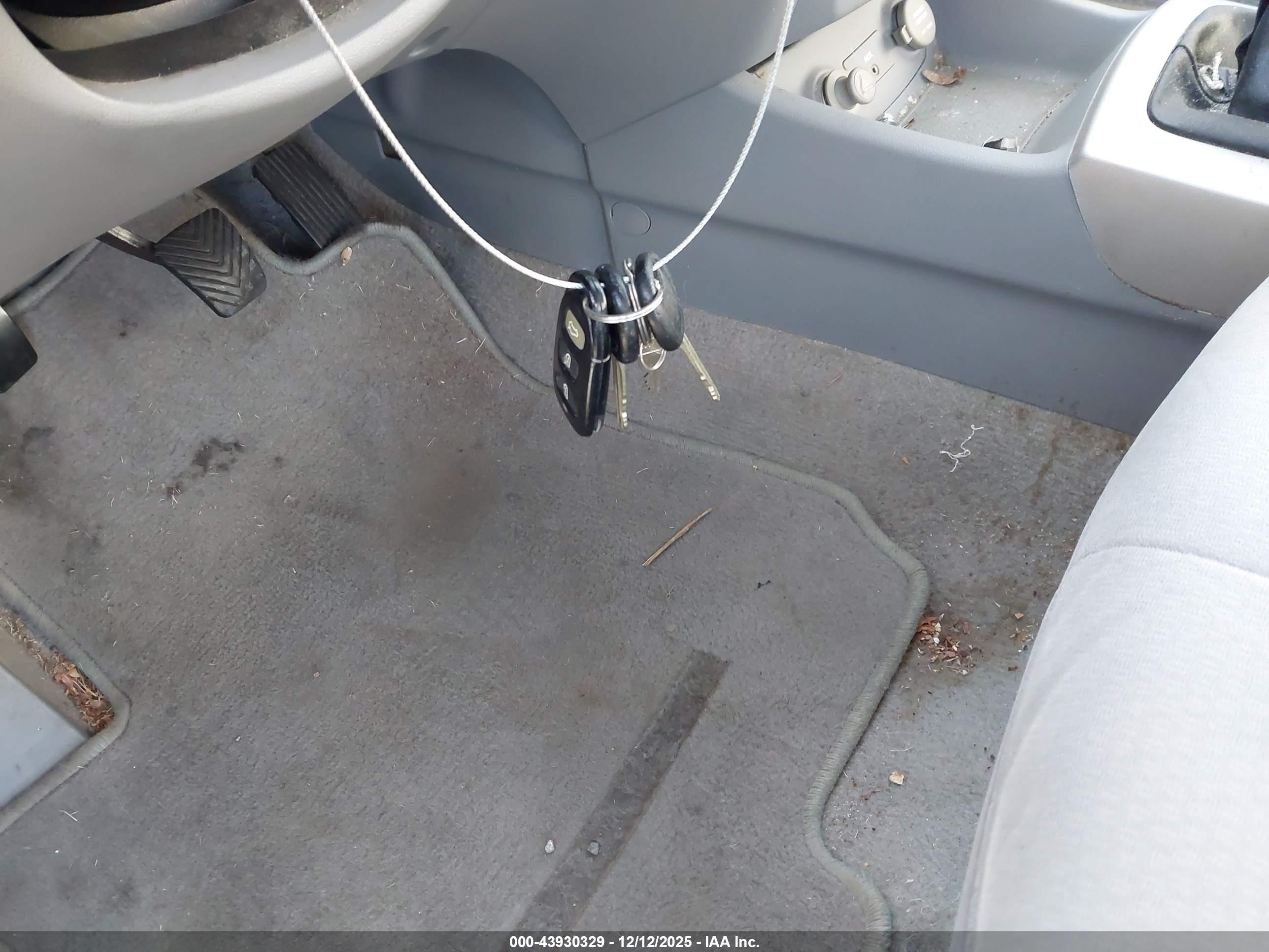 HYUNDAI ELANTRA image 11