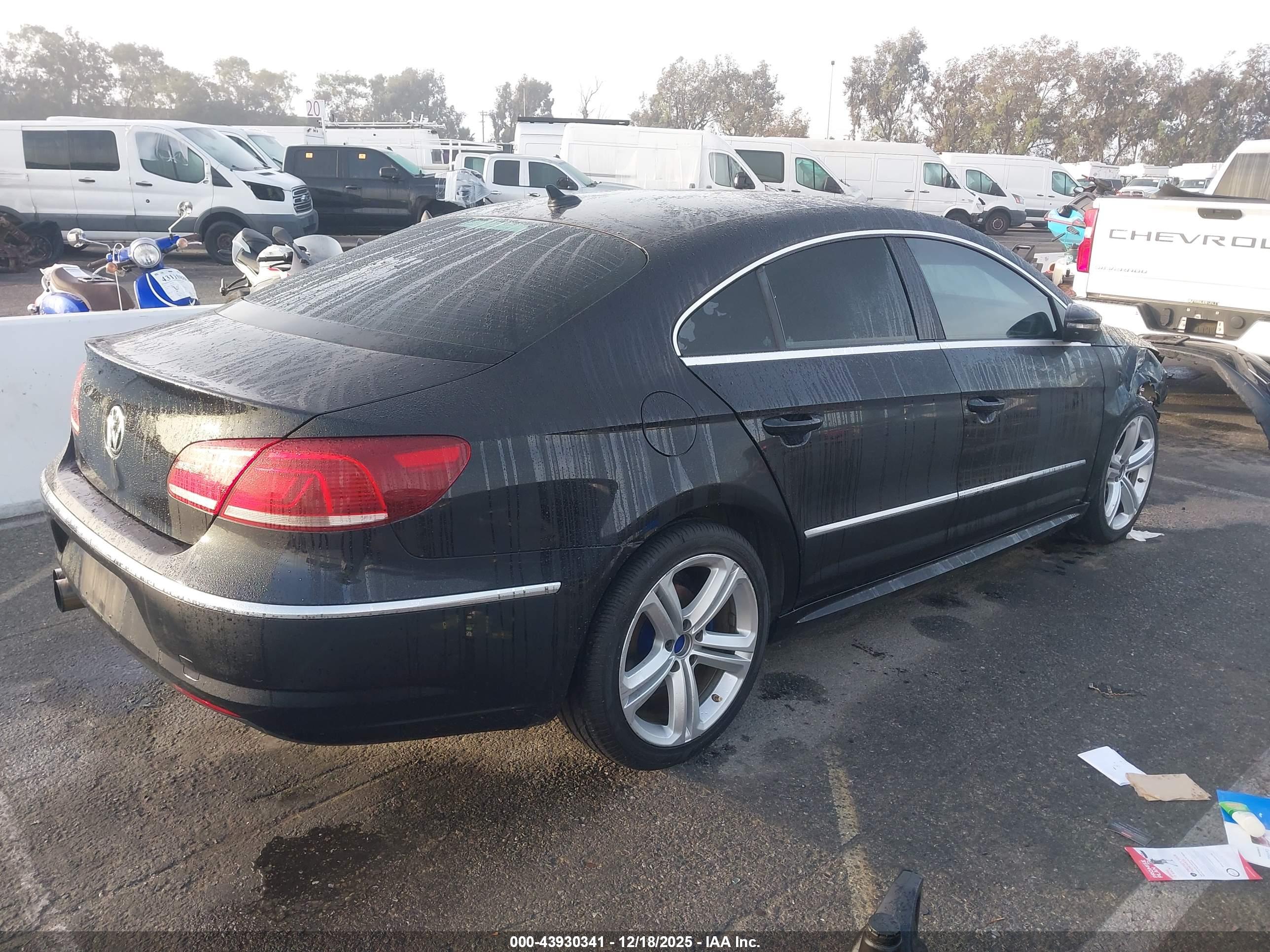 VOLKSWAGEN CC image 4