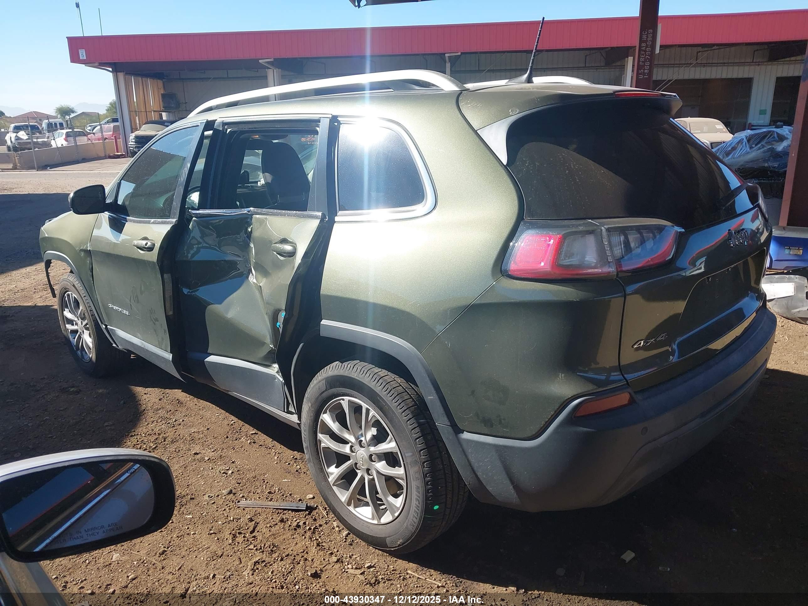 JEEP CHEROKEE image 3