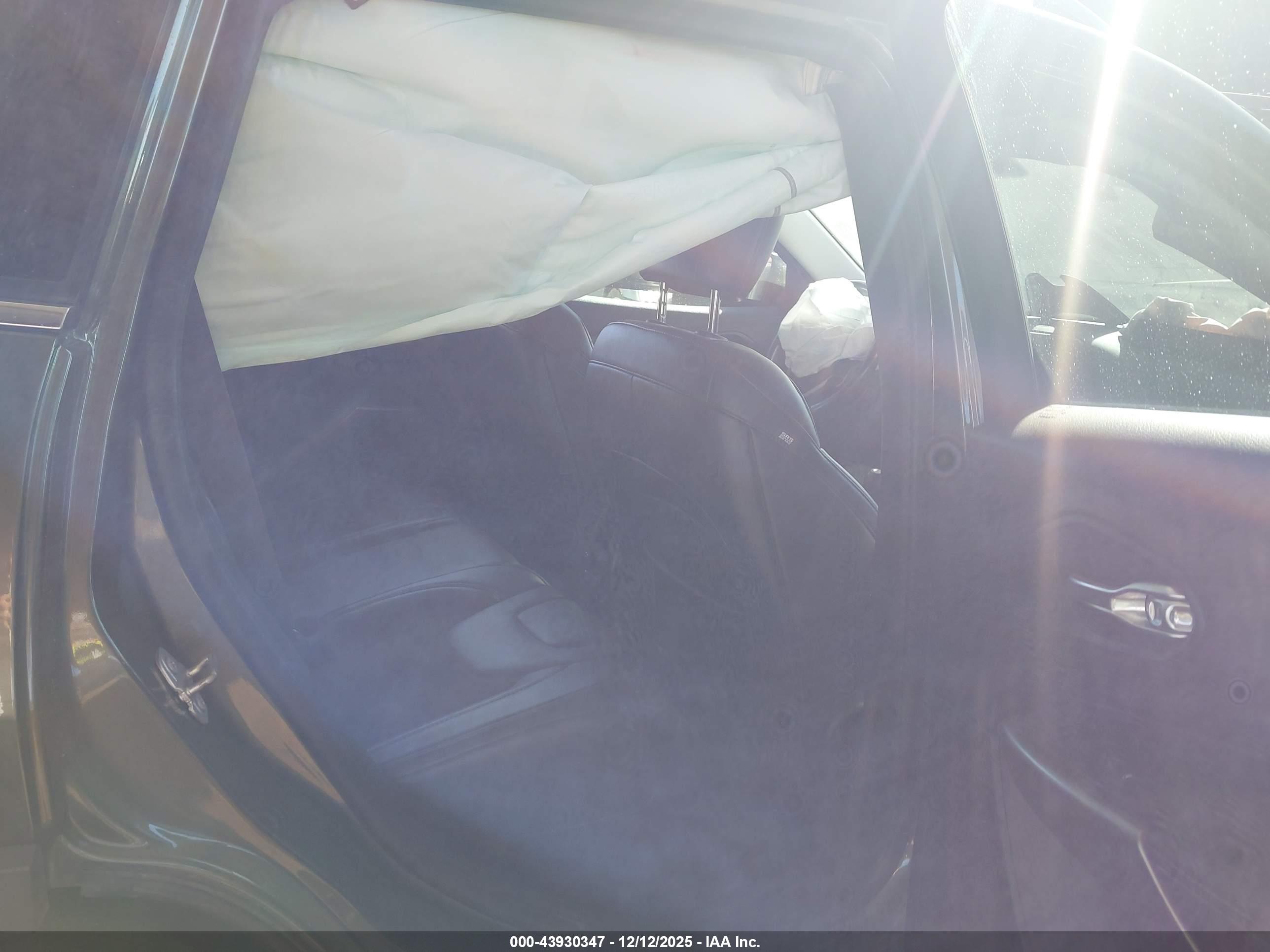JEEP CHEROKEE image 8