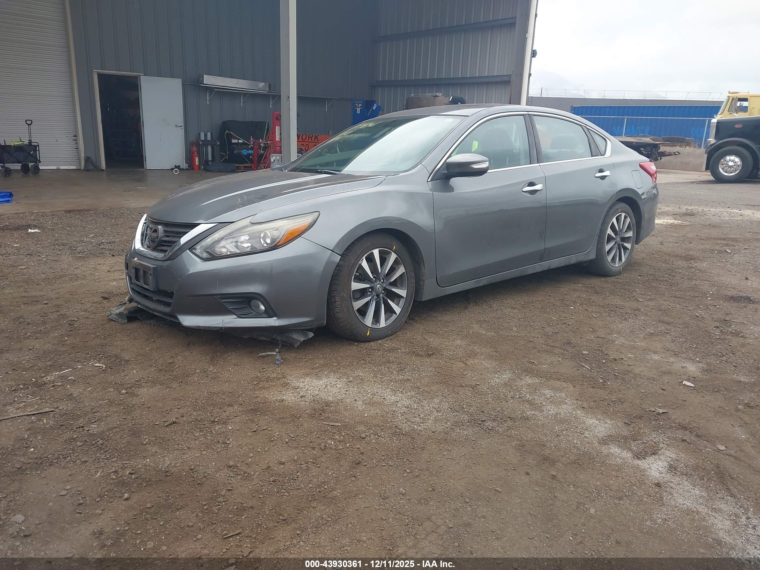NISSAN ALTIMA image 2