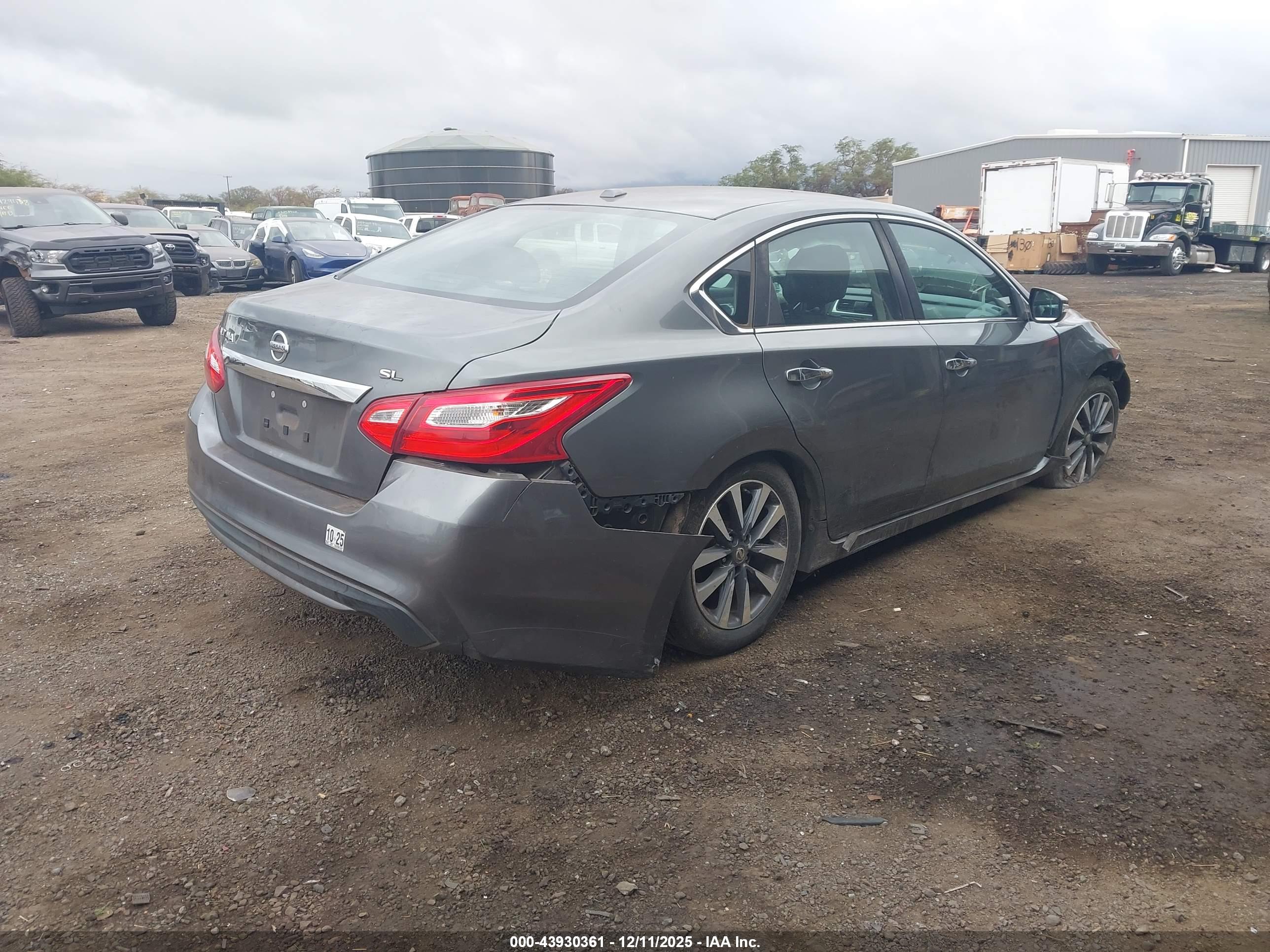 NISSAN ALTIMA image 4