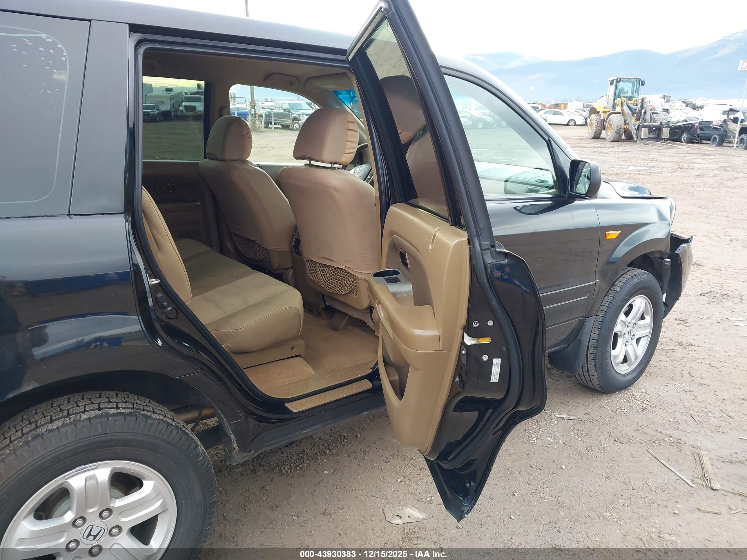 HONDA PILOT image 8
