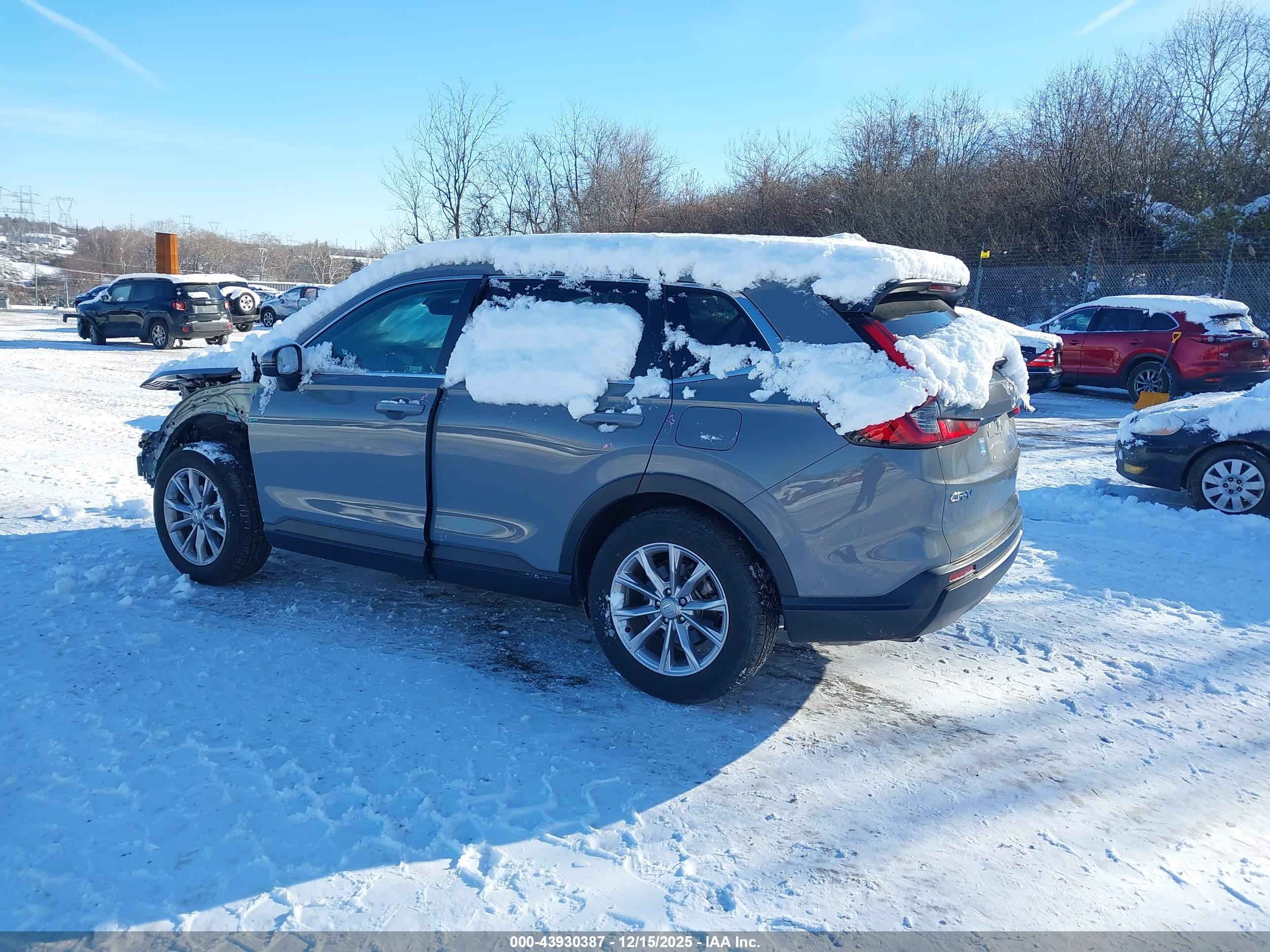 HONDA CR-V image 3