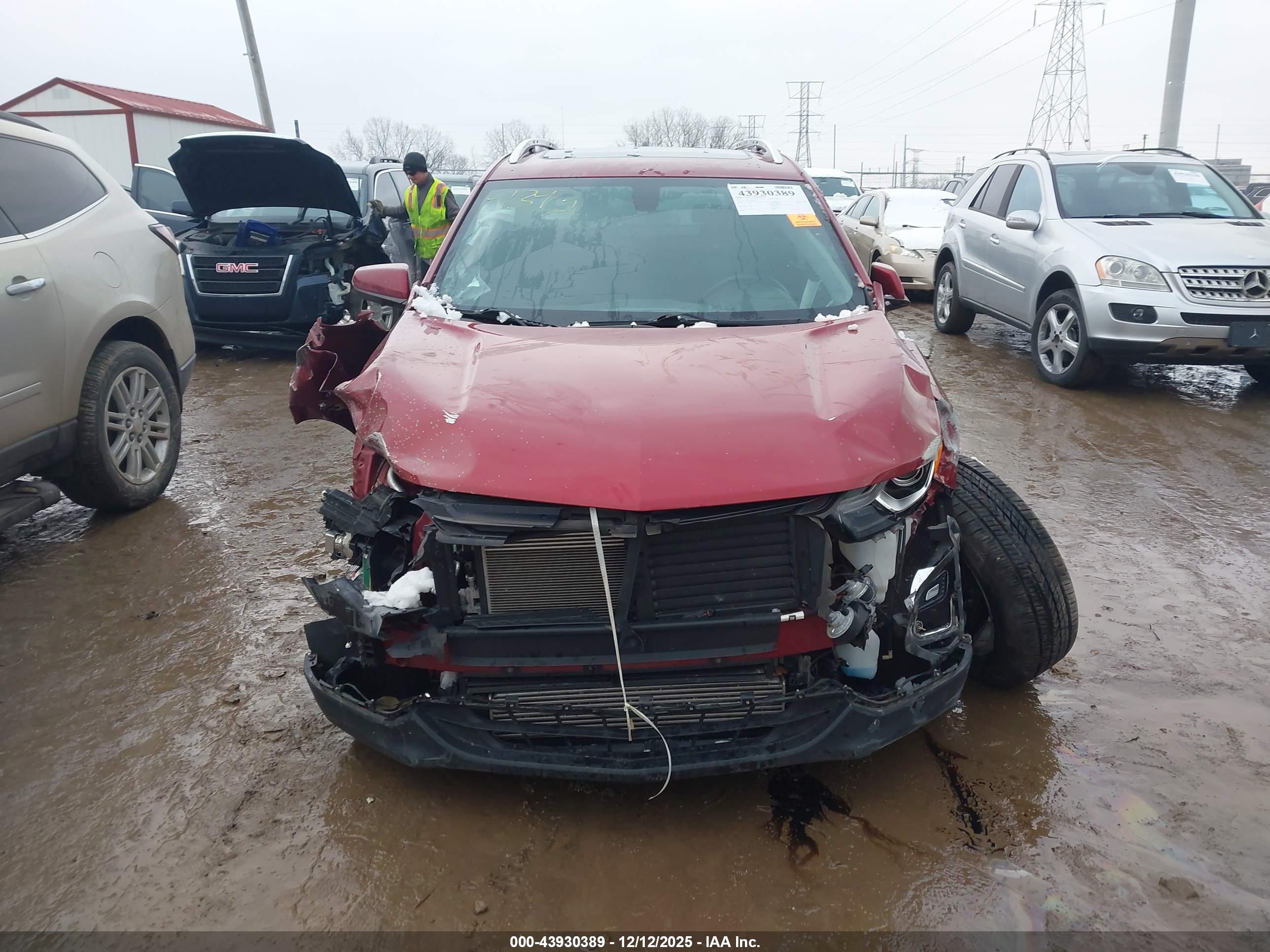 CHEVROLET EQUINOX image 6