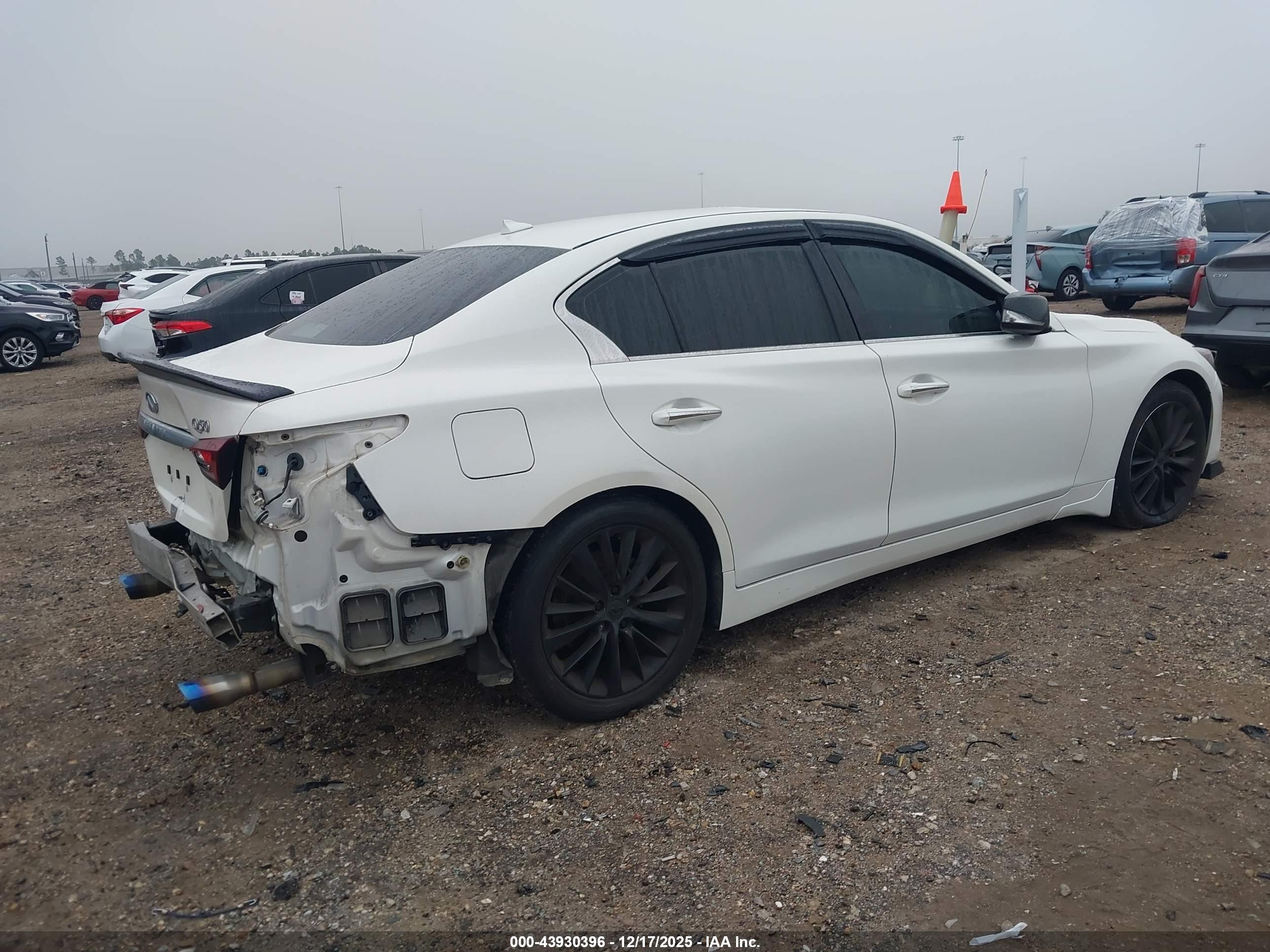 INFINITI Q50 image 4