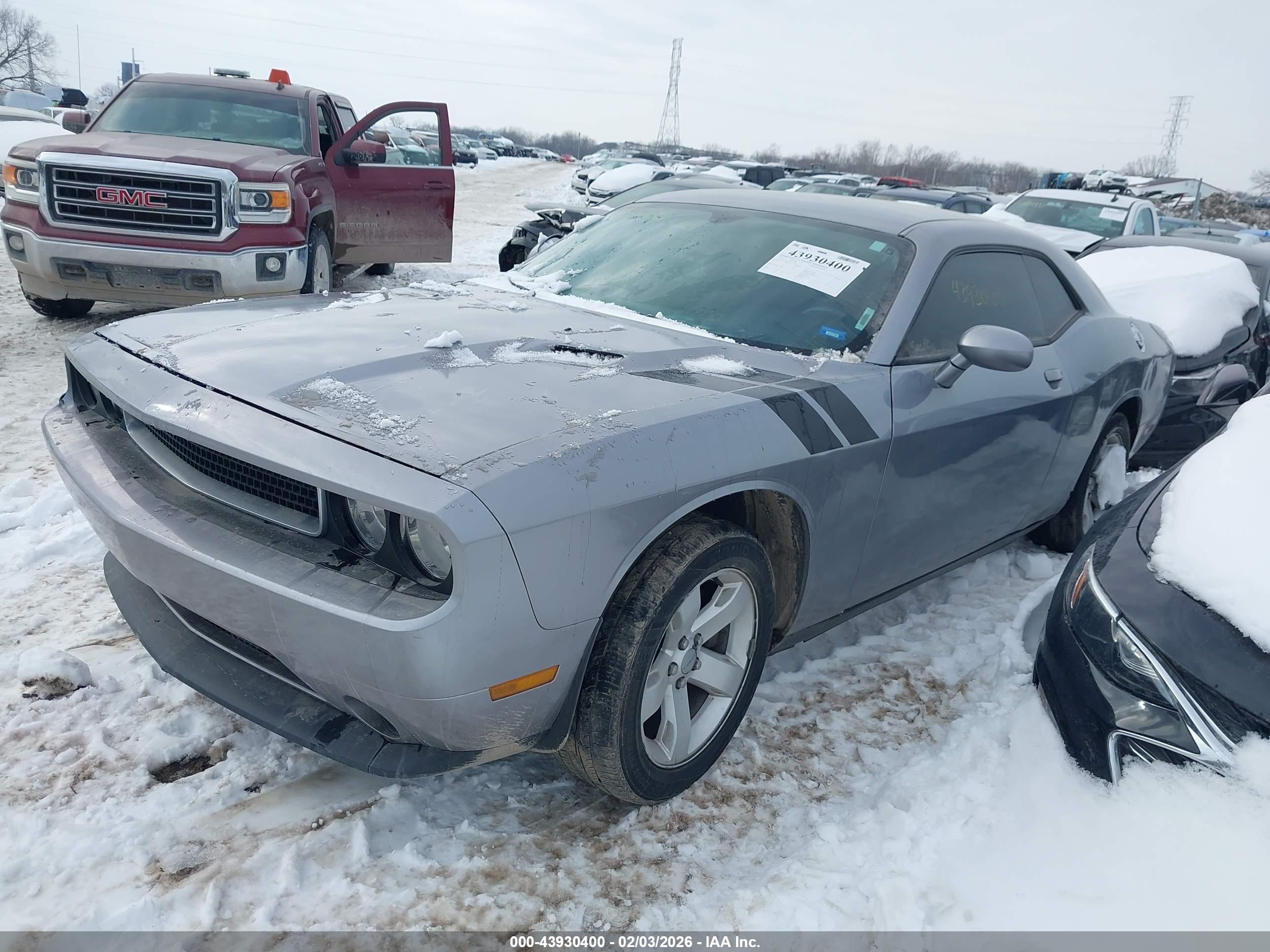 DODGE CHALLENGER image 2