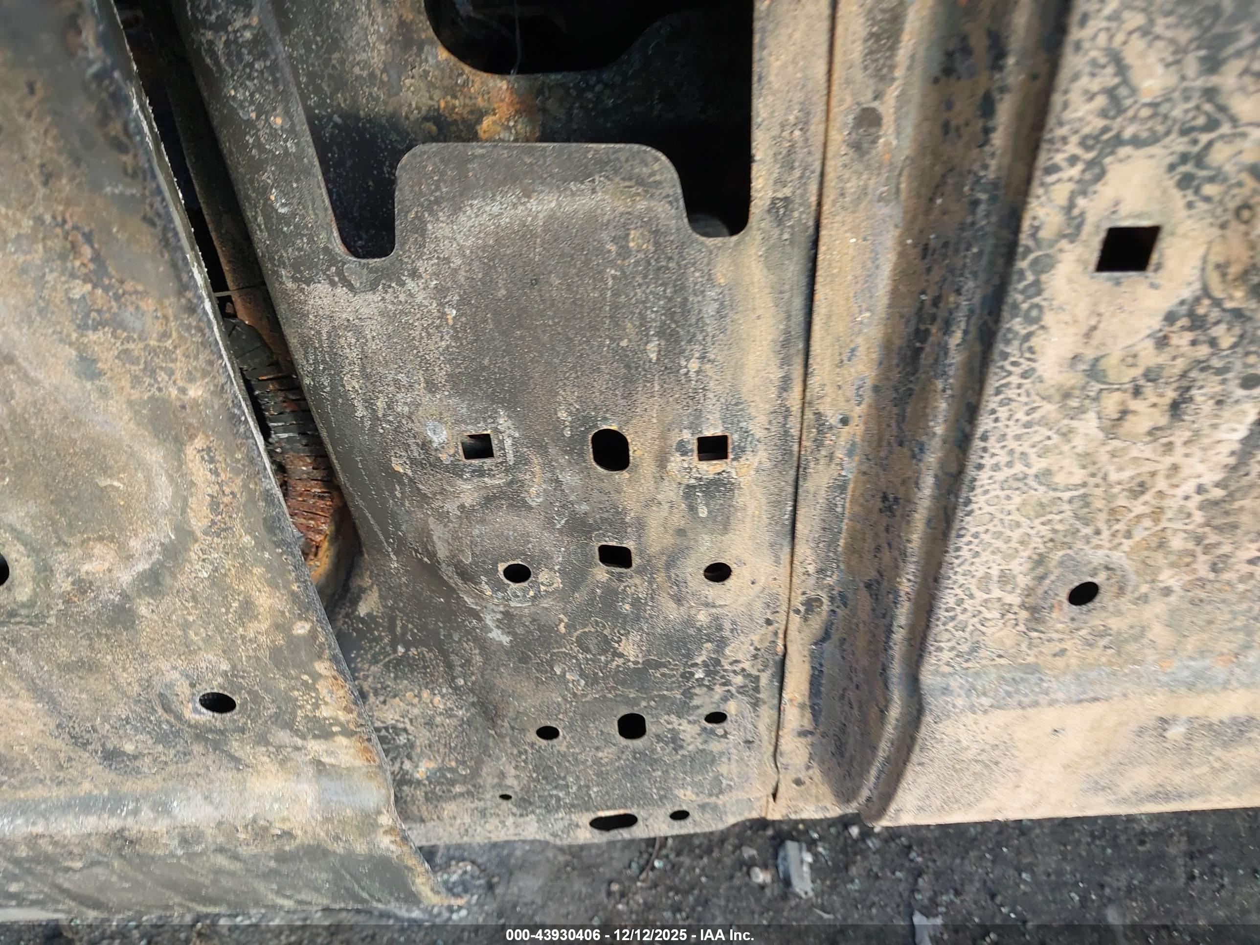 FORD TRANSIT-350 image 9