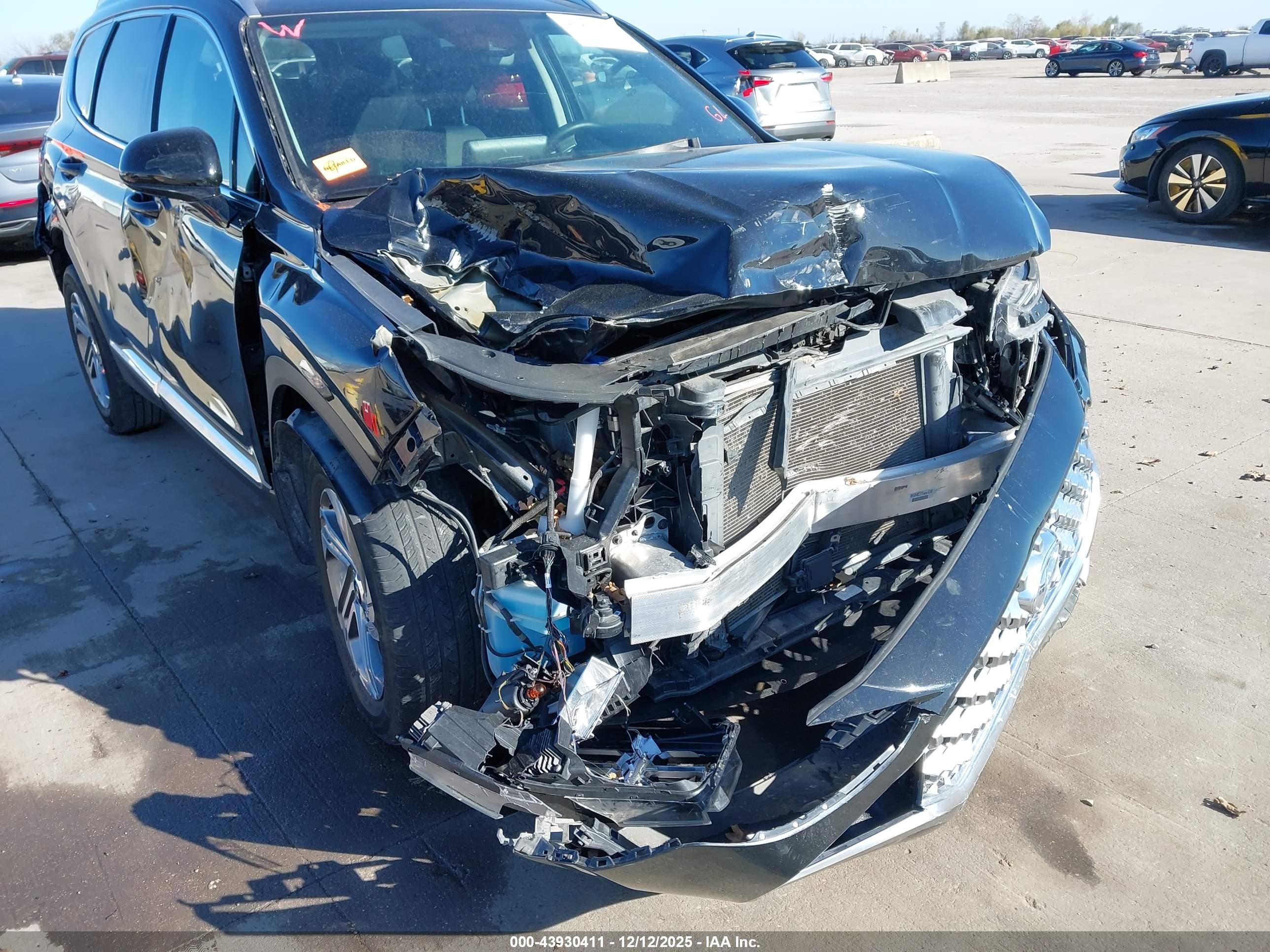 HYUNDAI SANTA image 6