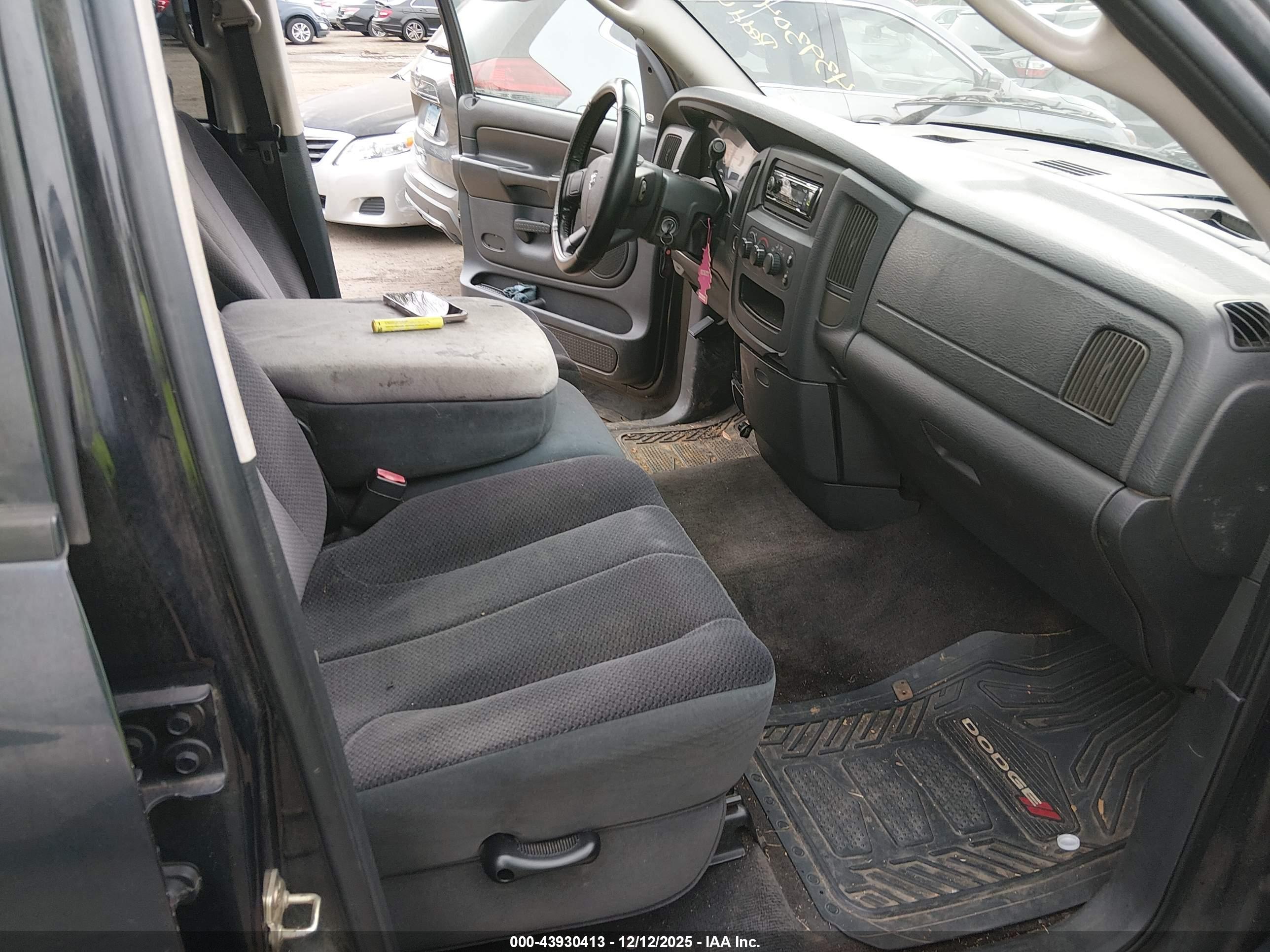 DODGE RAM image 5