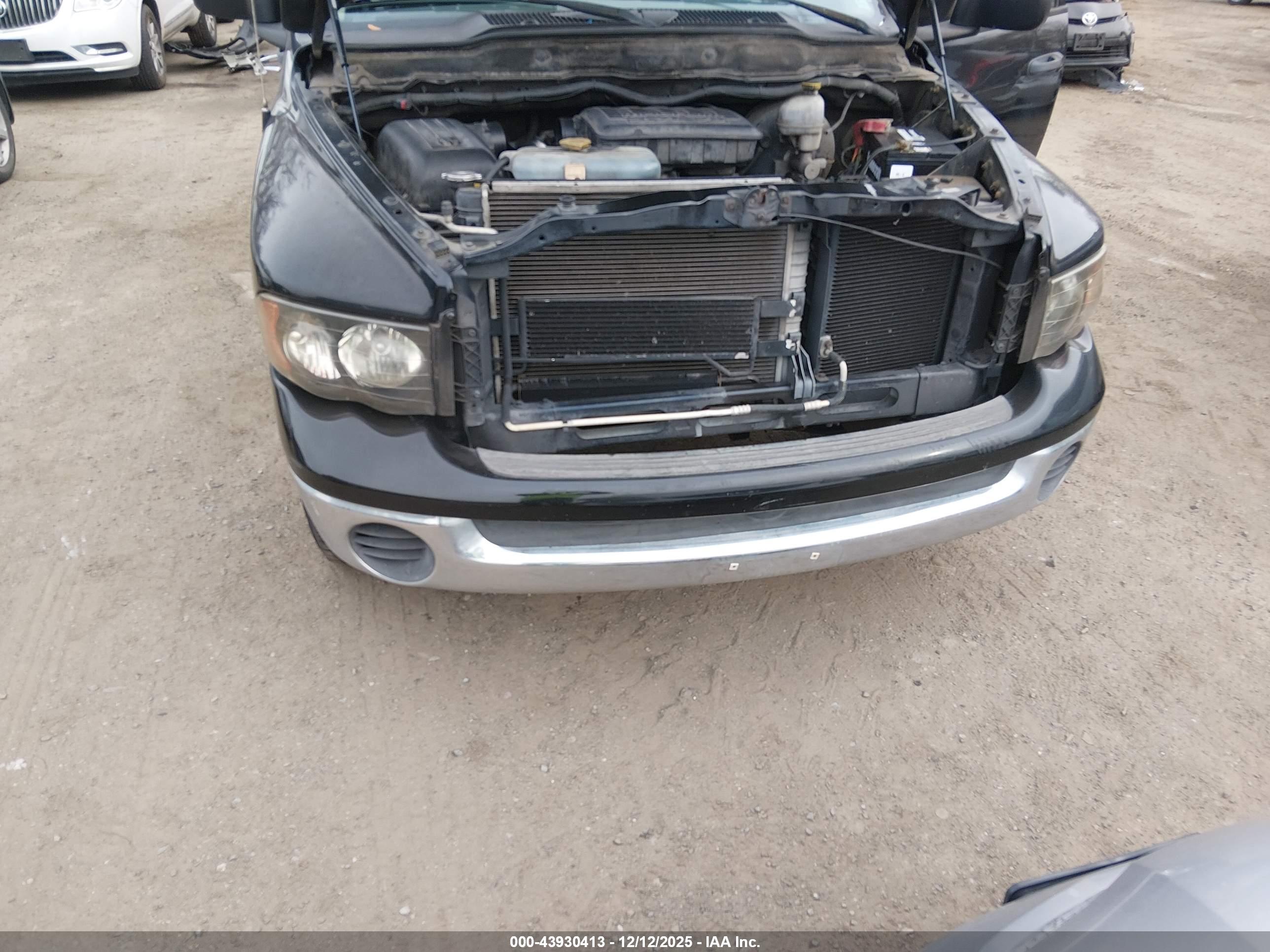 DODGE RAM image 6