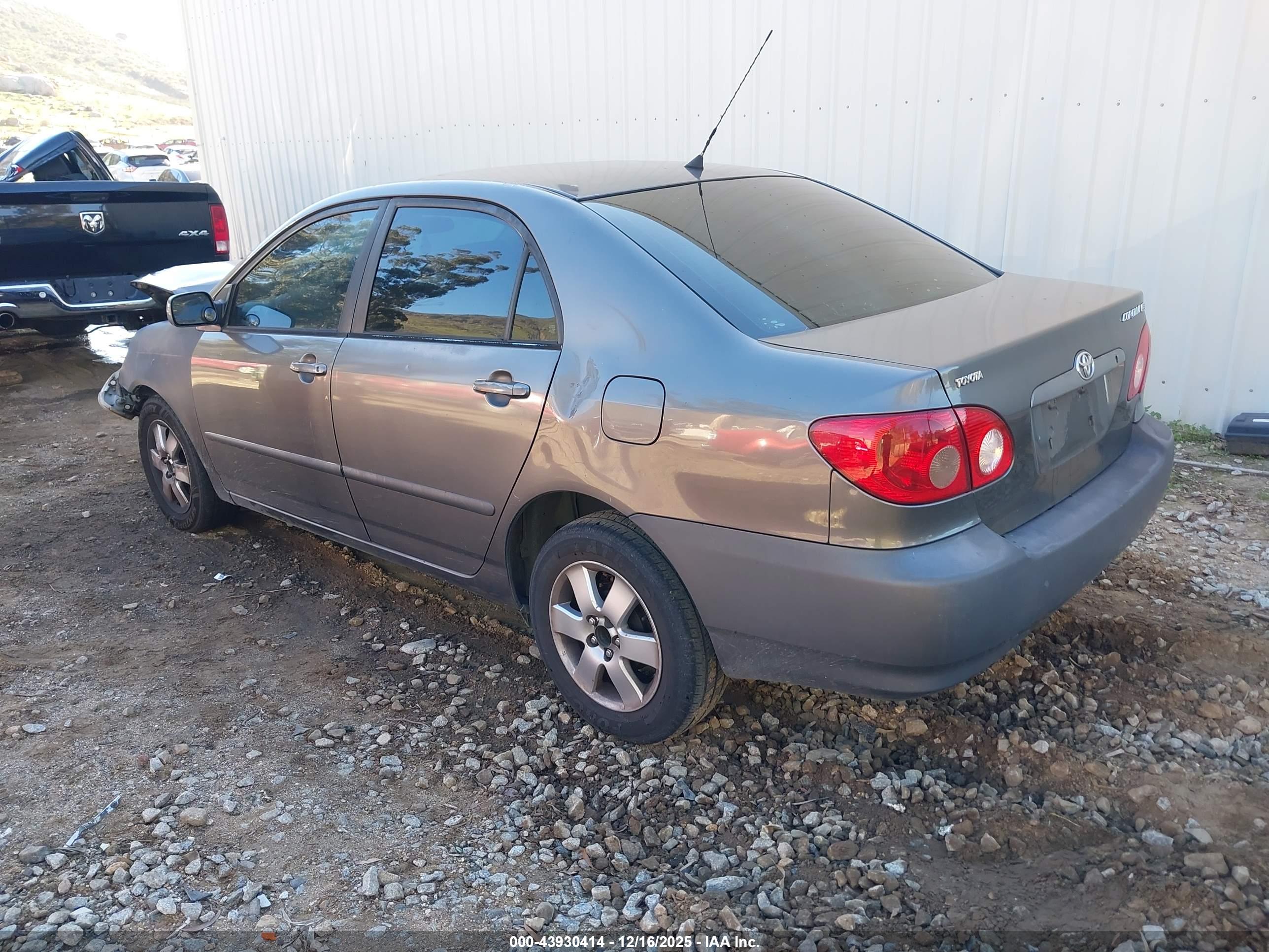 TOYOTA COROLLA image 3