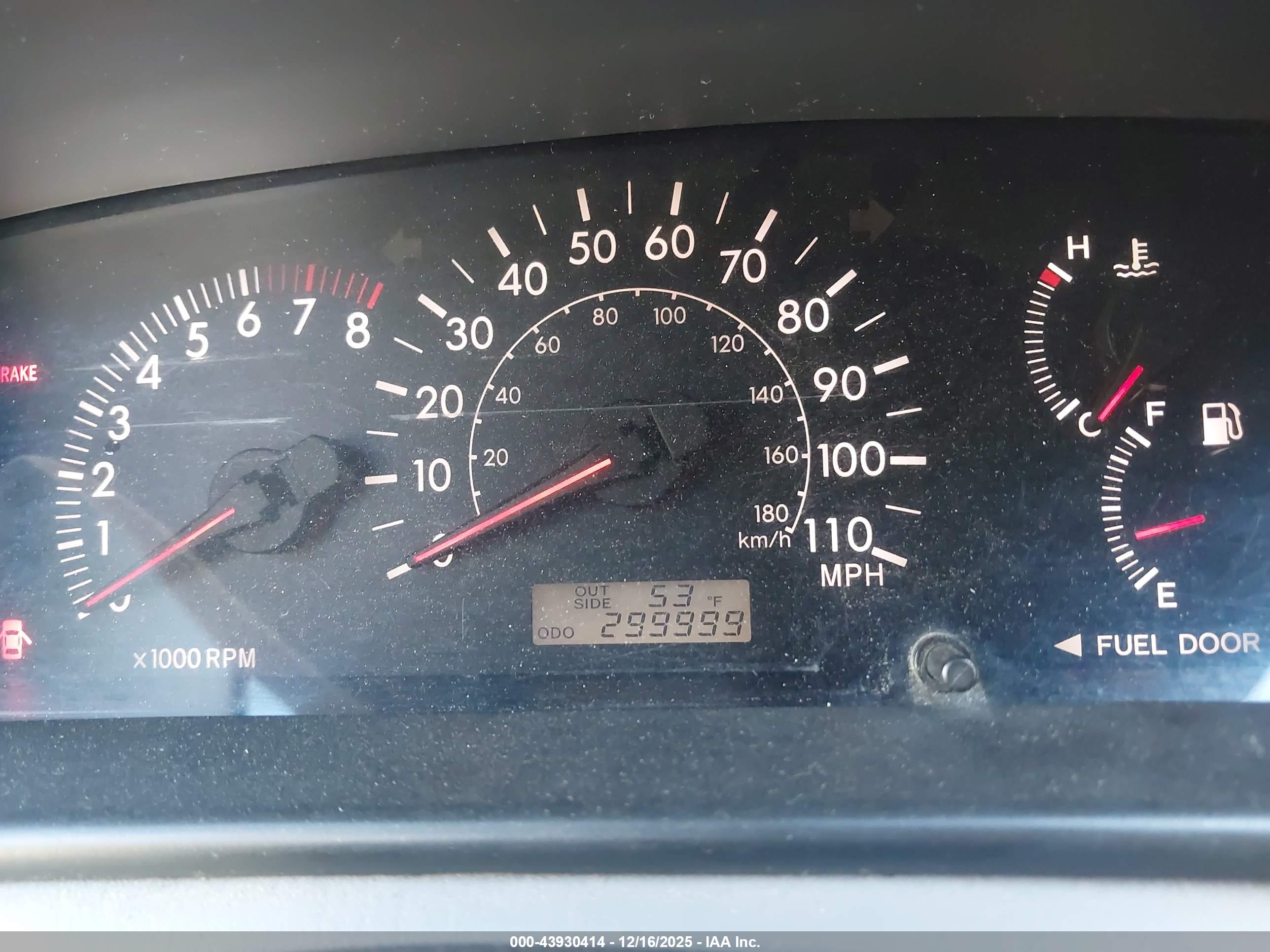 TOYOTA COROLLA image 7