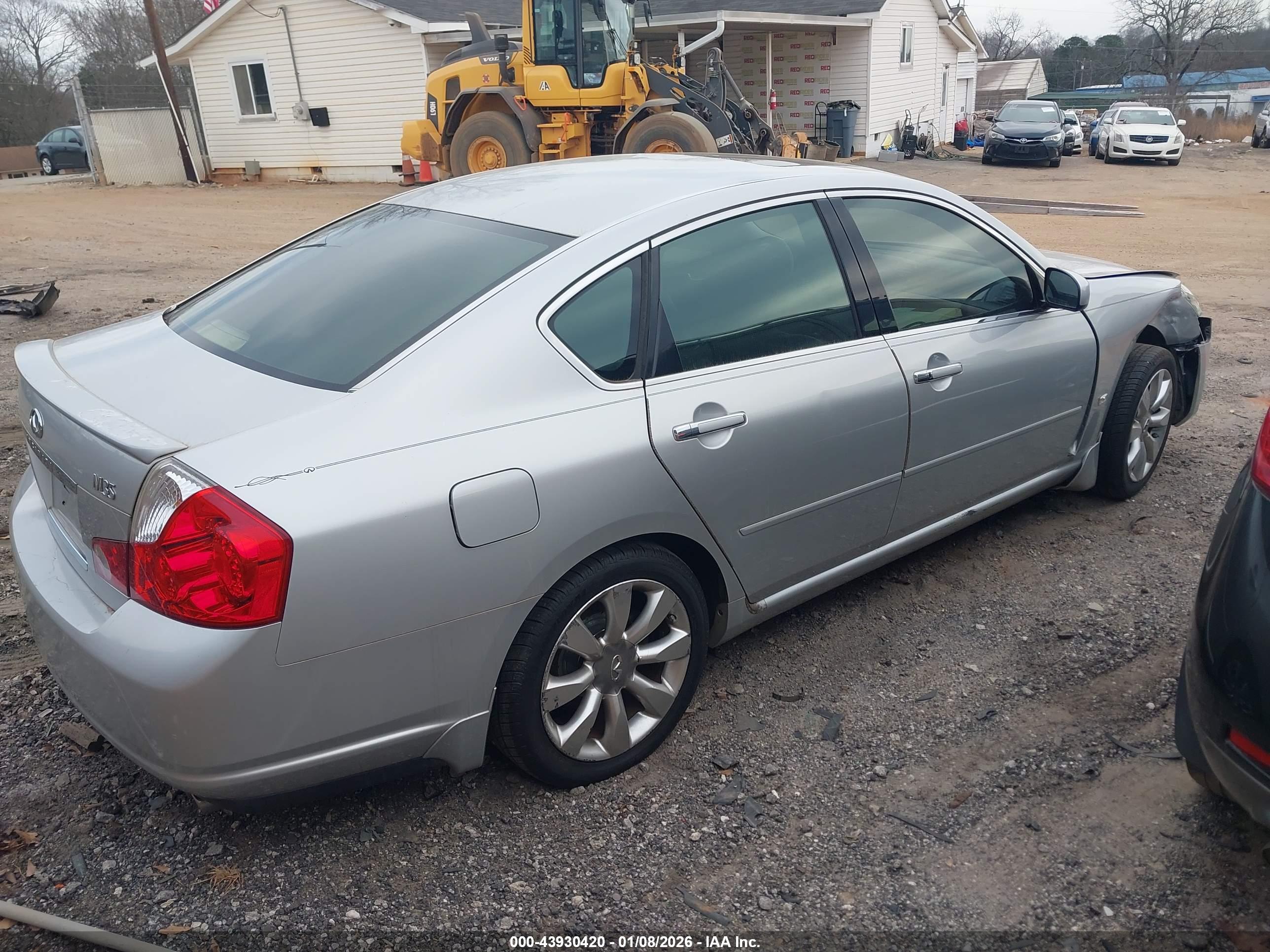 INFINITI M35 image 4