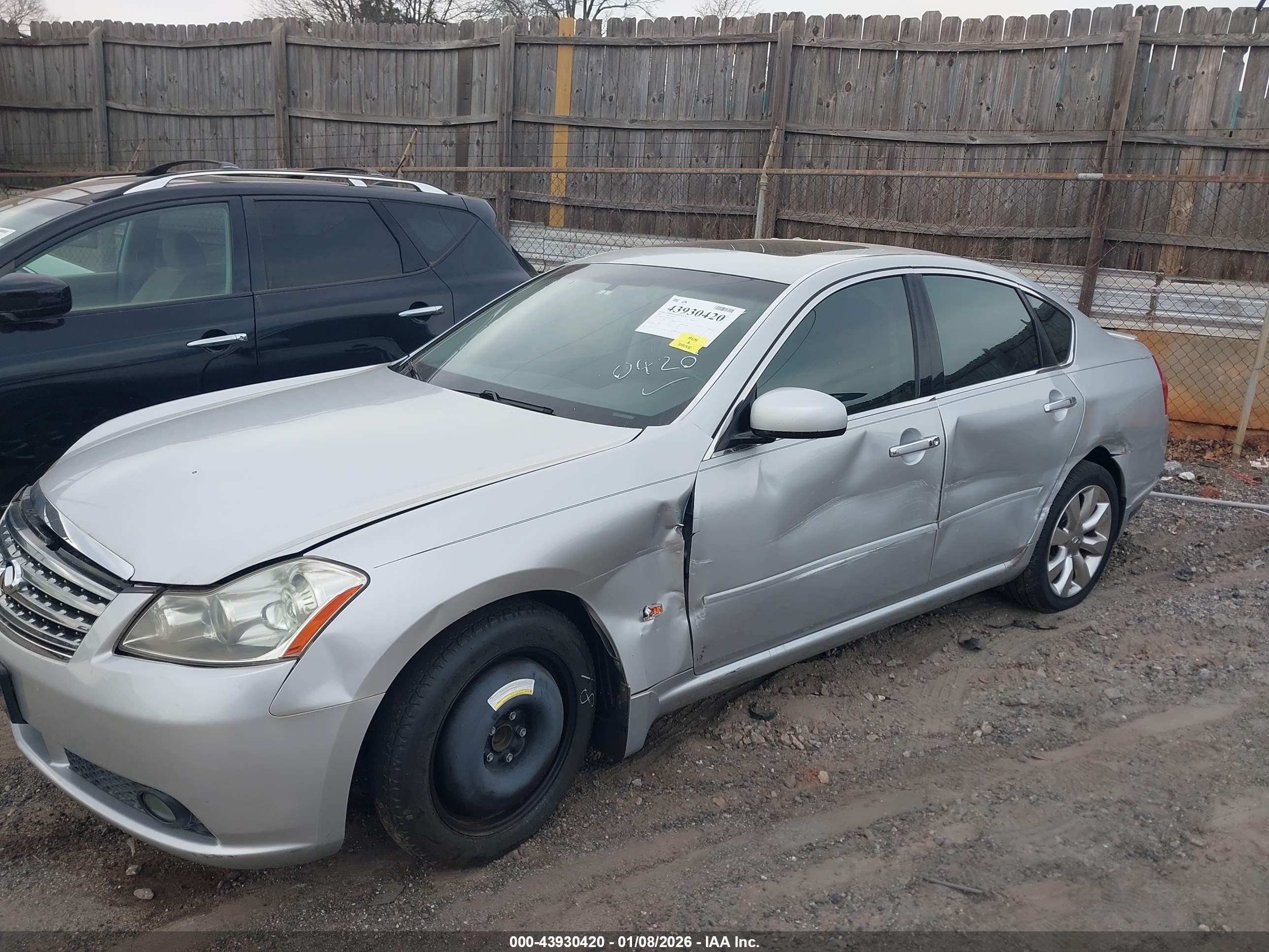 INFINITI M35 image 6
