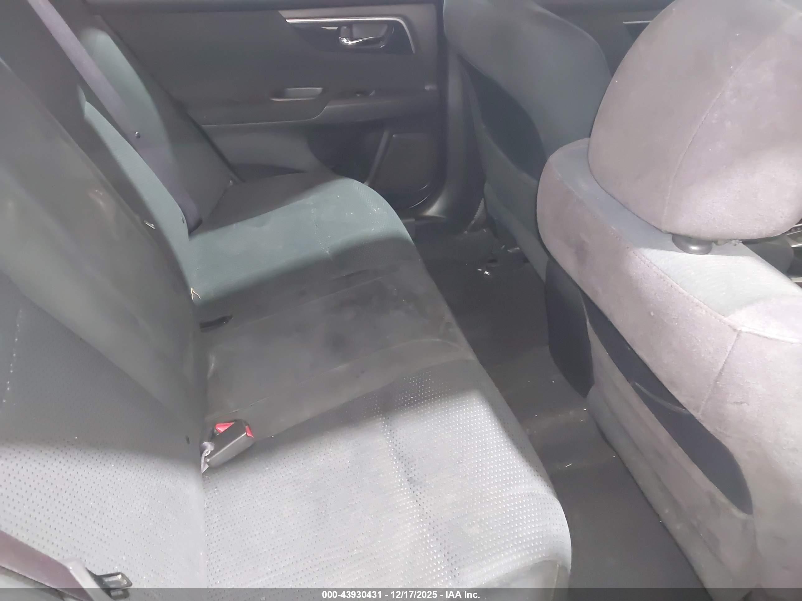 NISSAN ALTIMA image 8