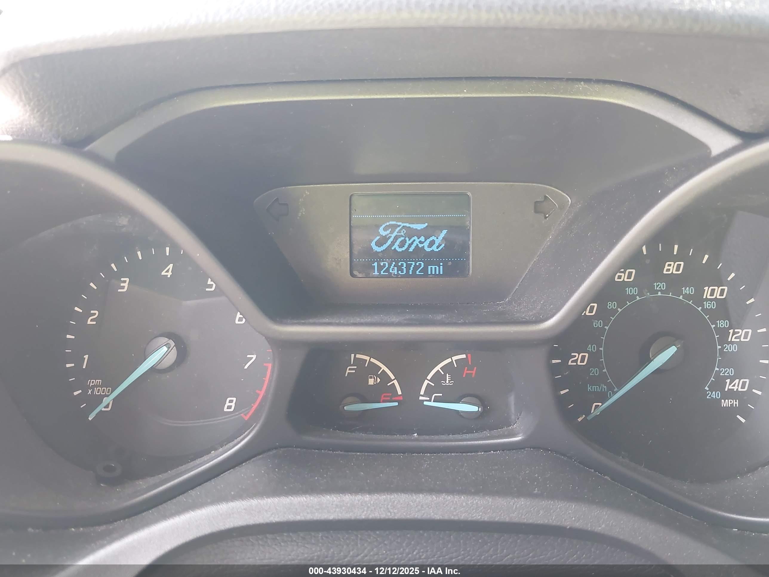FORD TRANSIT image 7