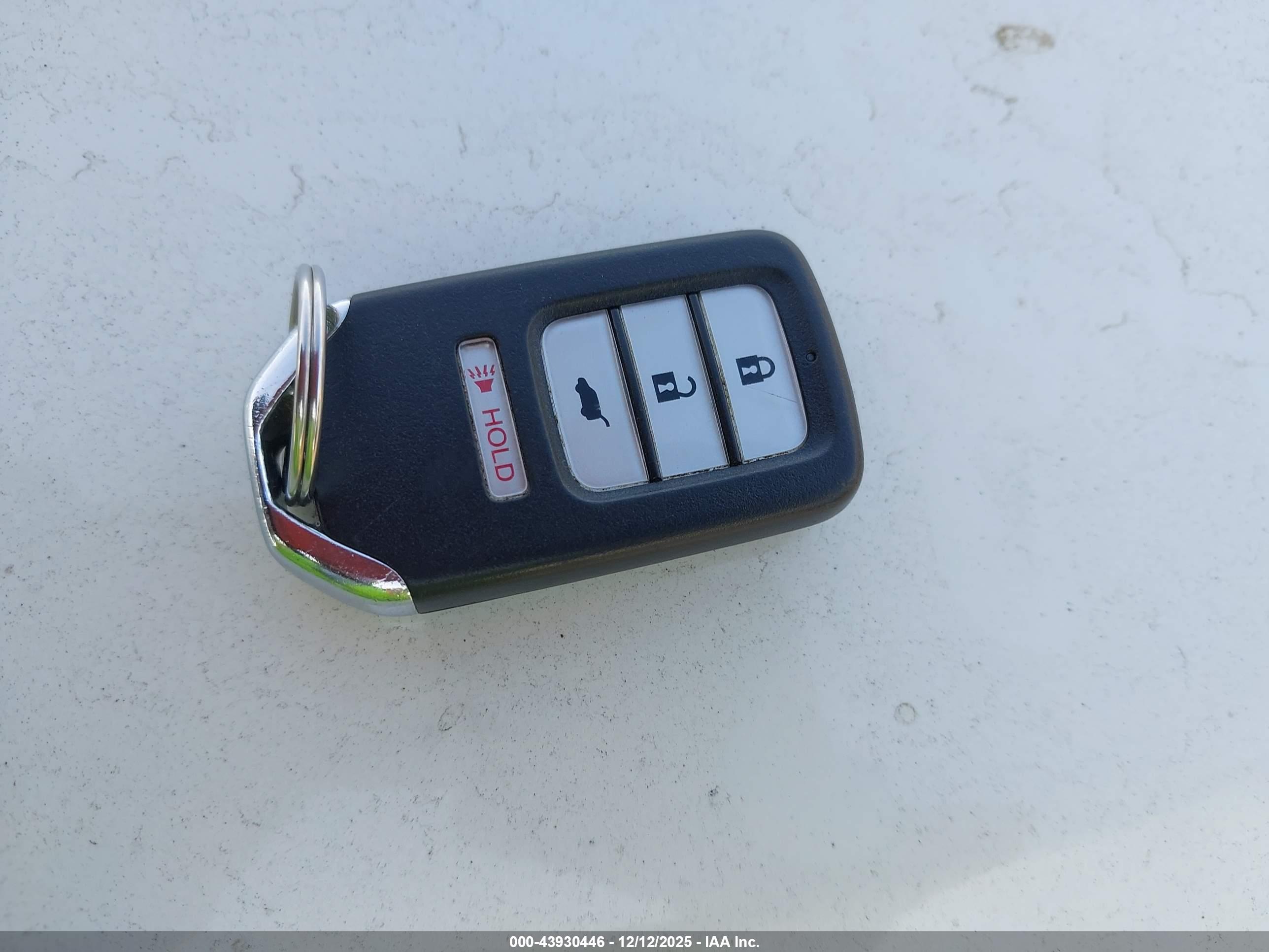 HONDA CR-V image 11