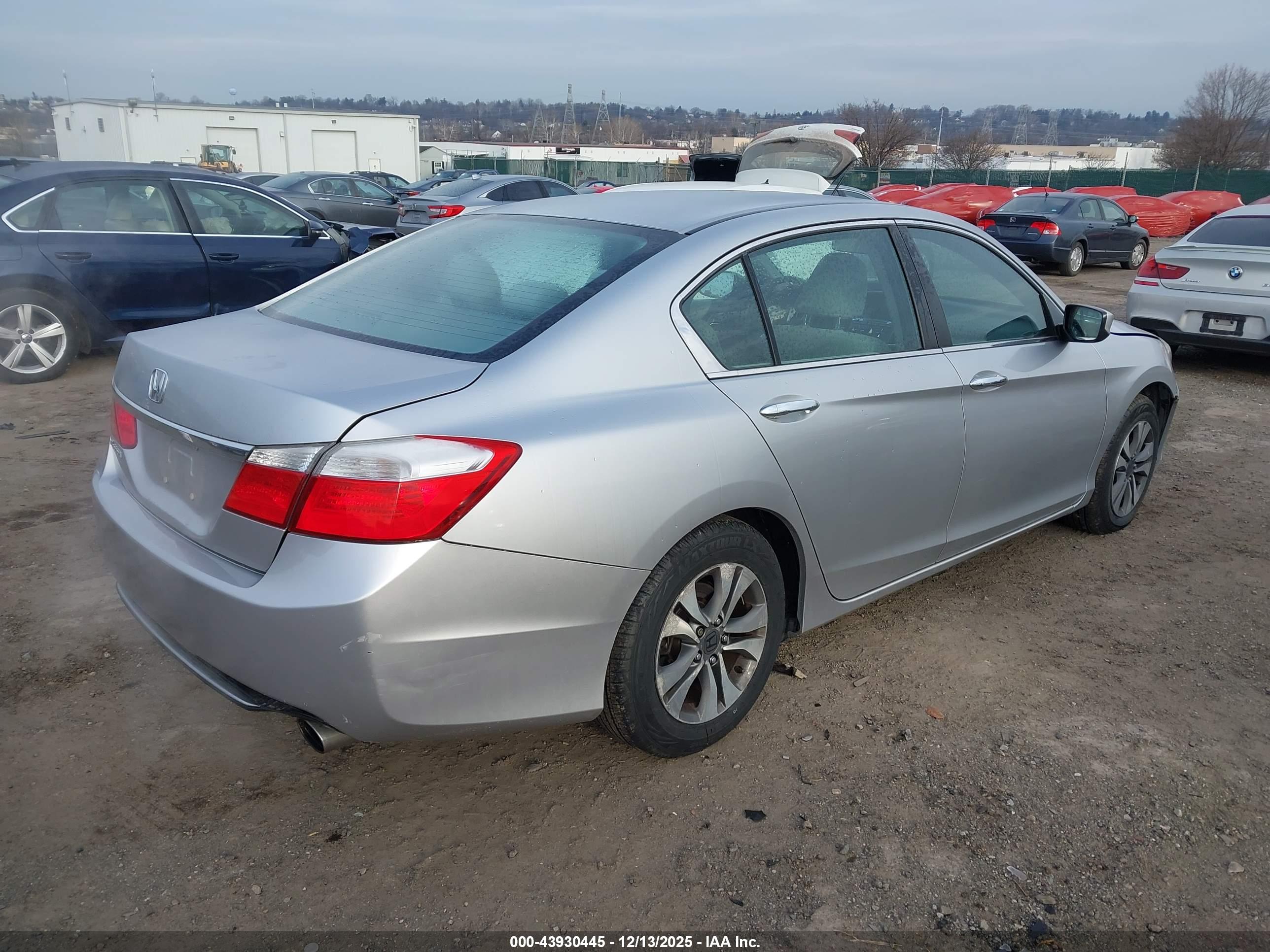 HONDA ACCORD image 4
