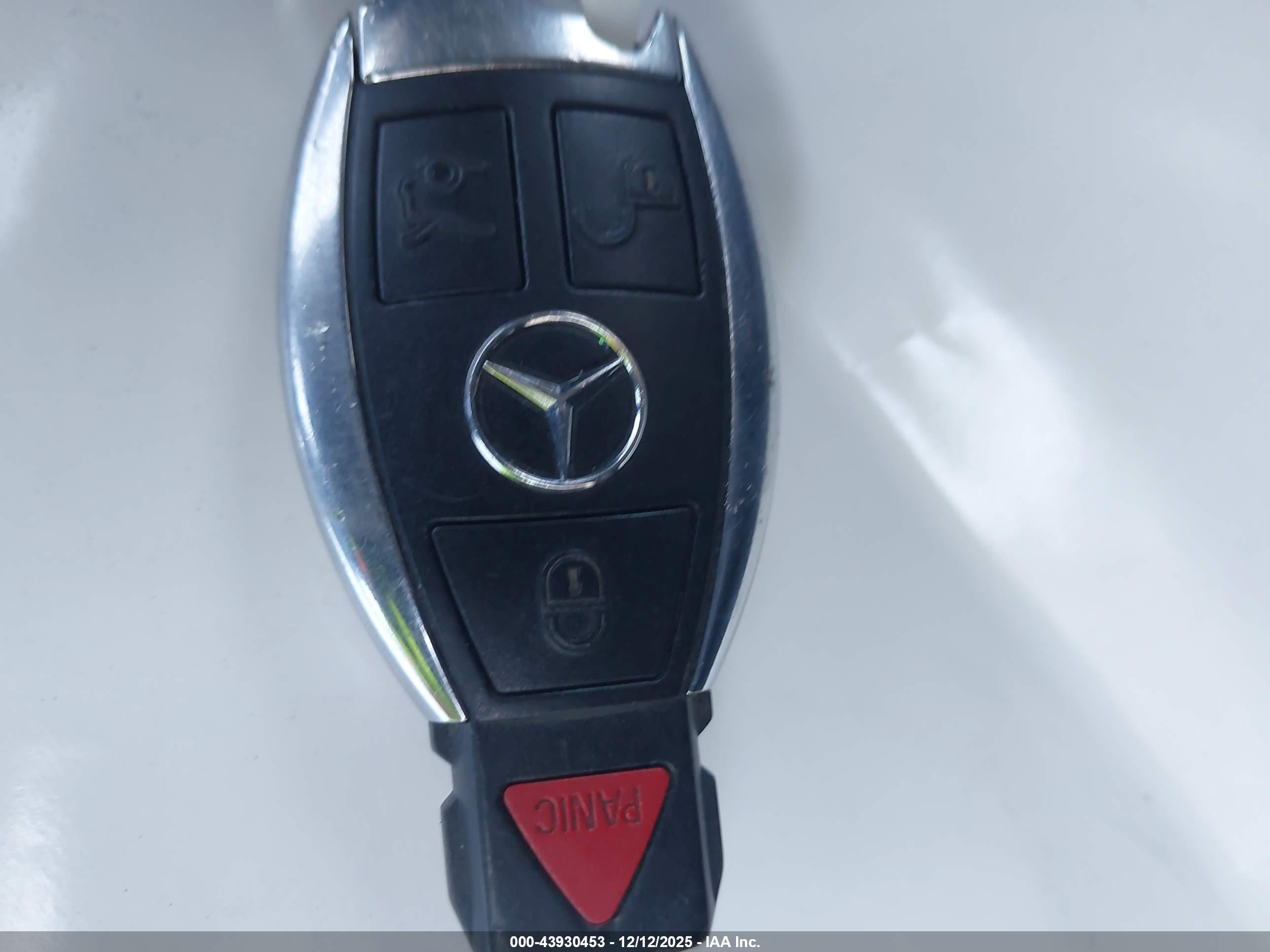 MERCEDES-BENZ S image 11
