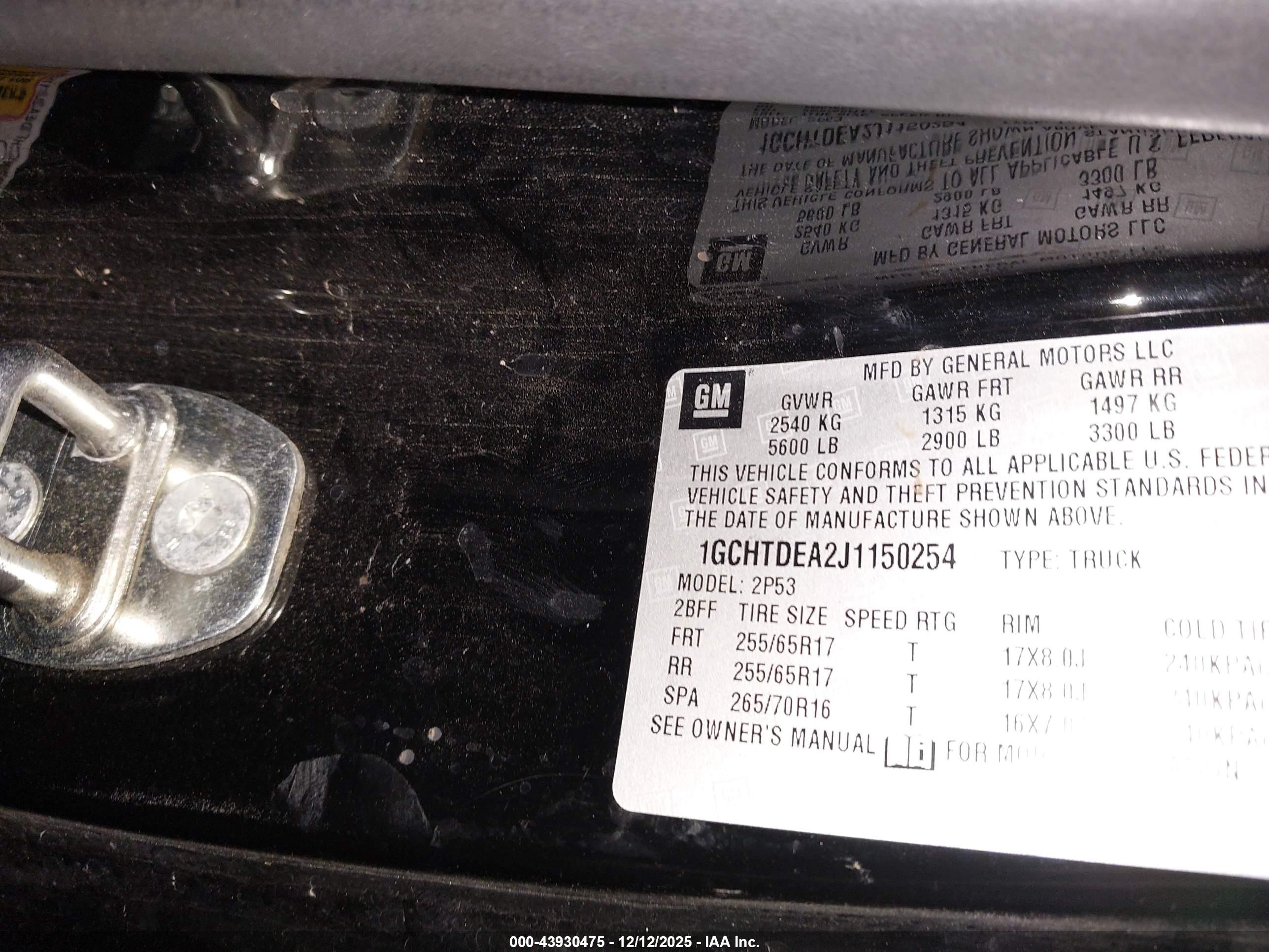 CHEVROLET COLORADO image 9