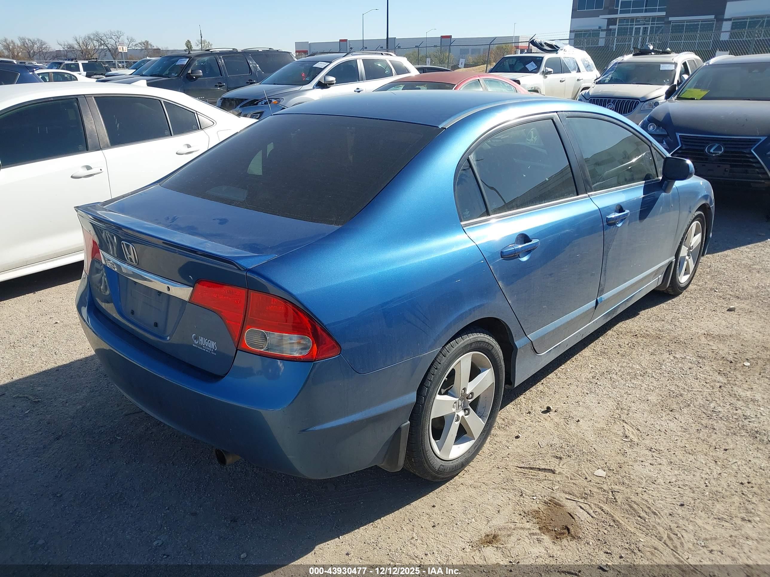 HONDA CIVIC image 4