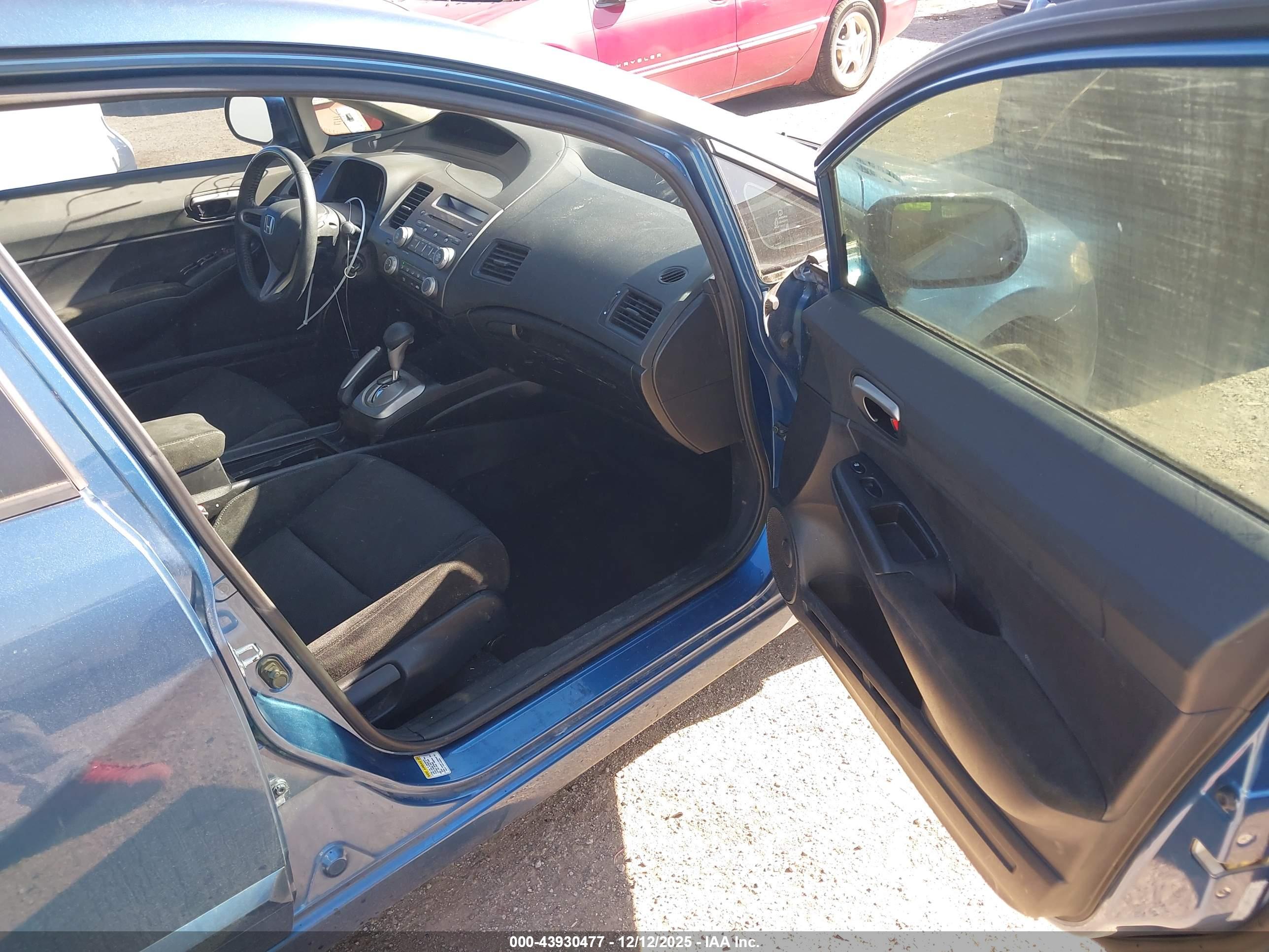 HONDA CIVIC image 5