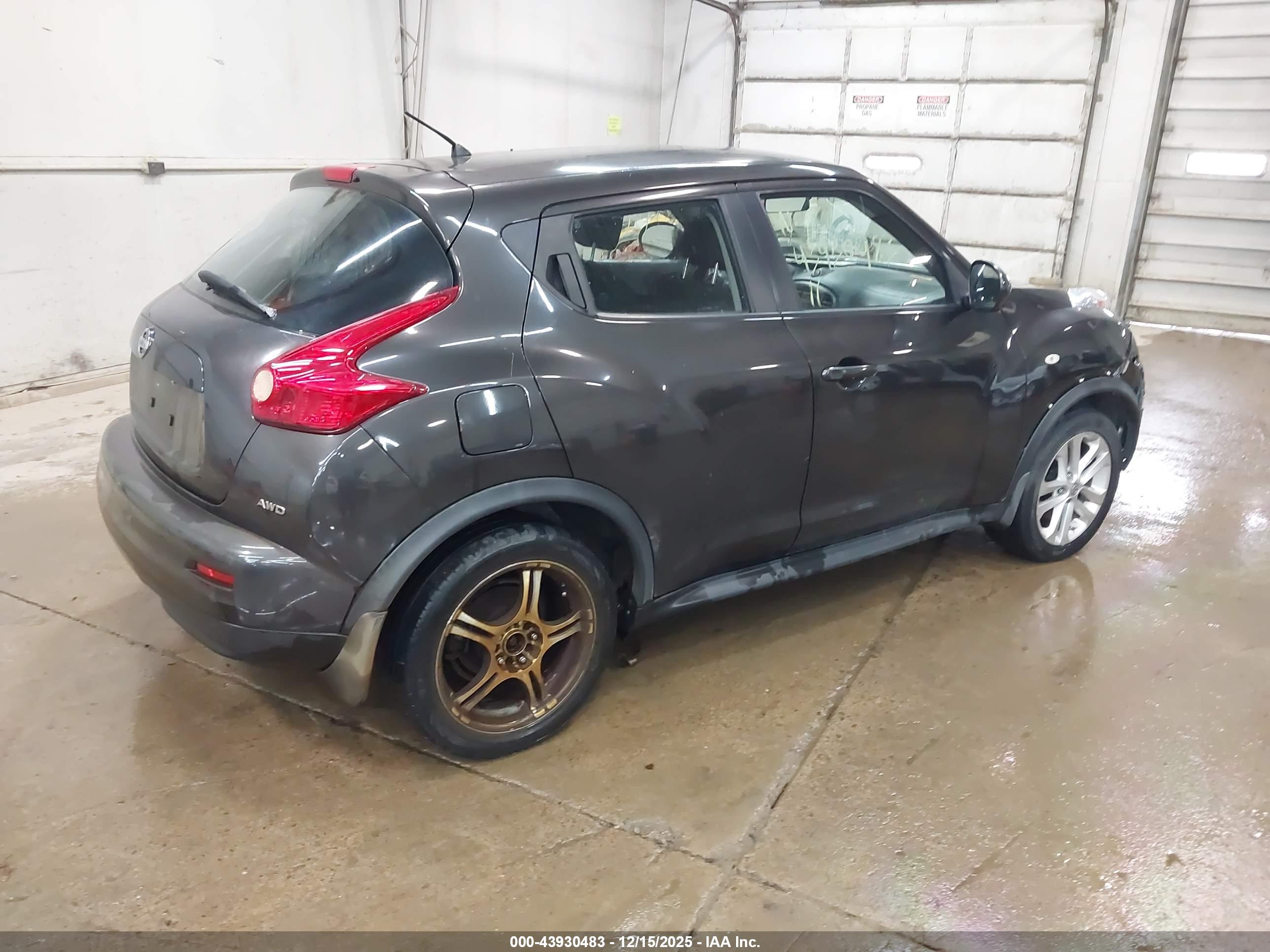 NISSAN JUKE image 4