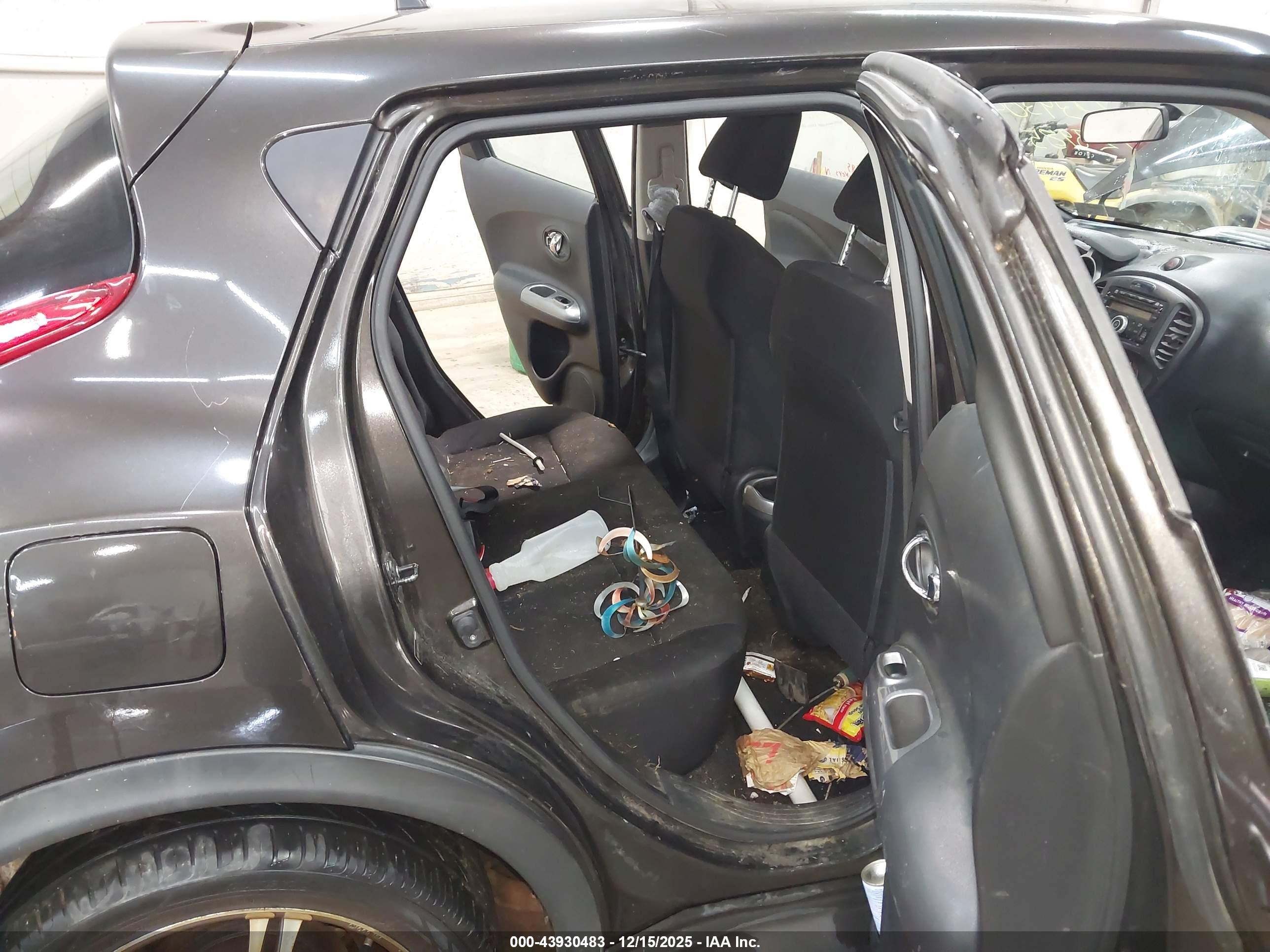 NISSAN JUKE image 8