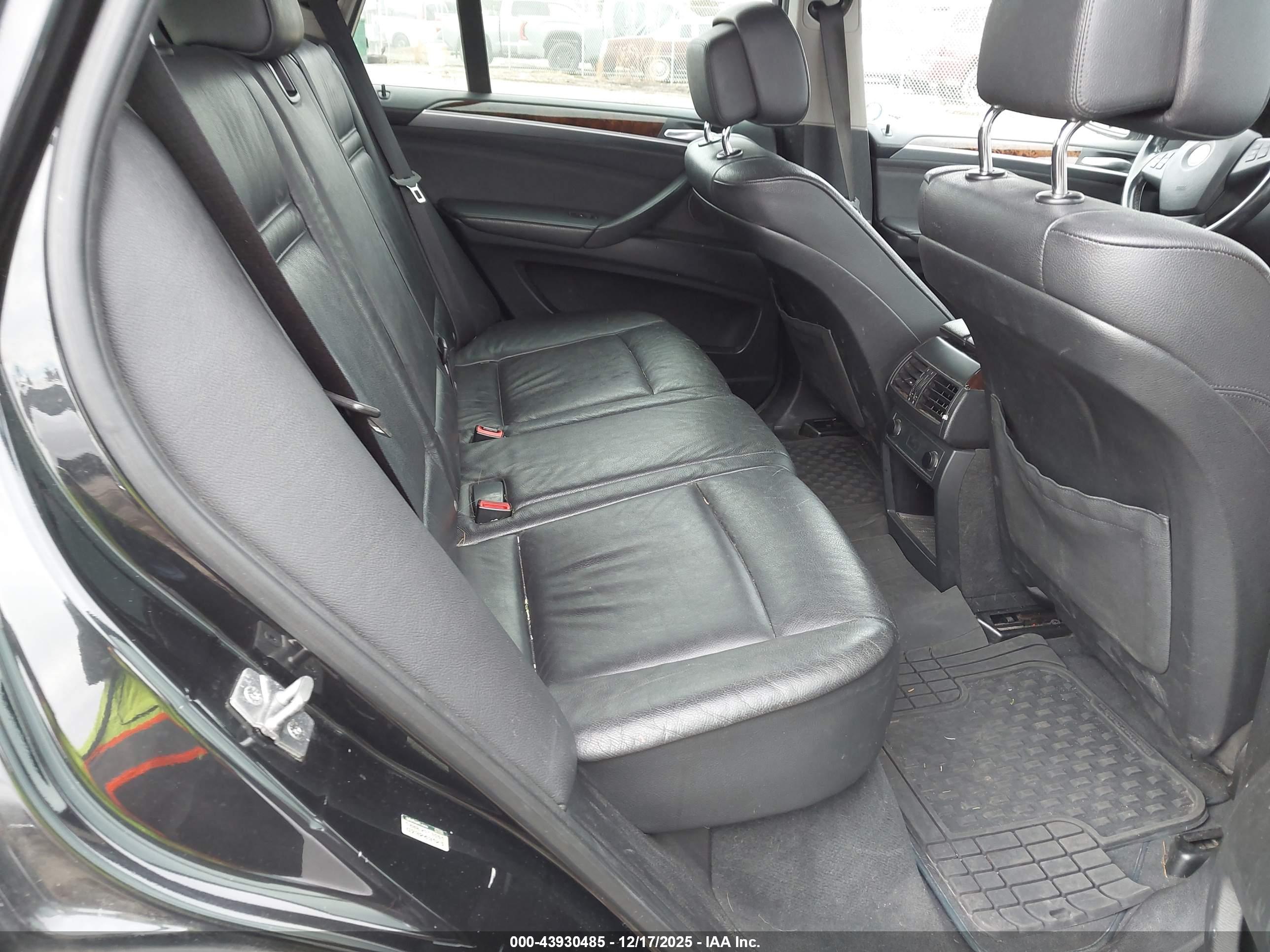 BMW X5 image 8