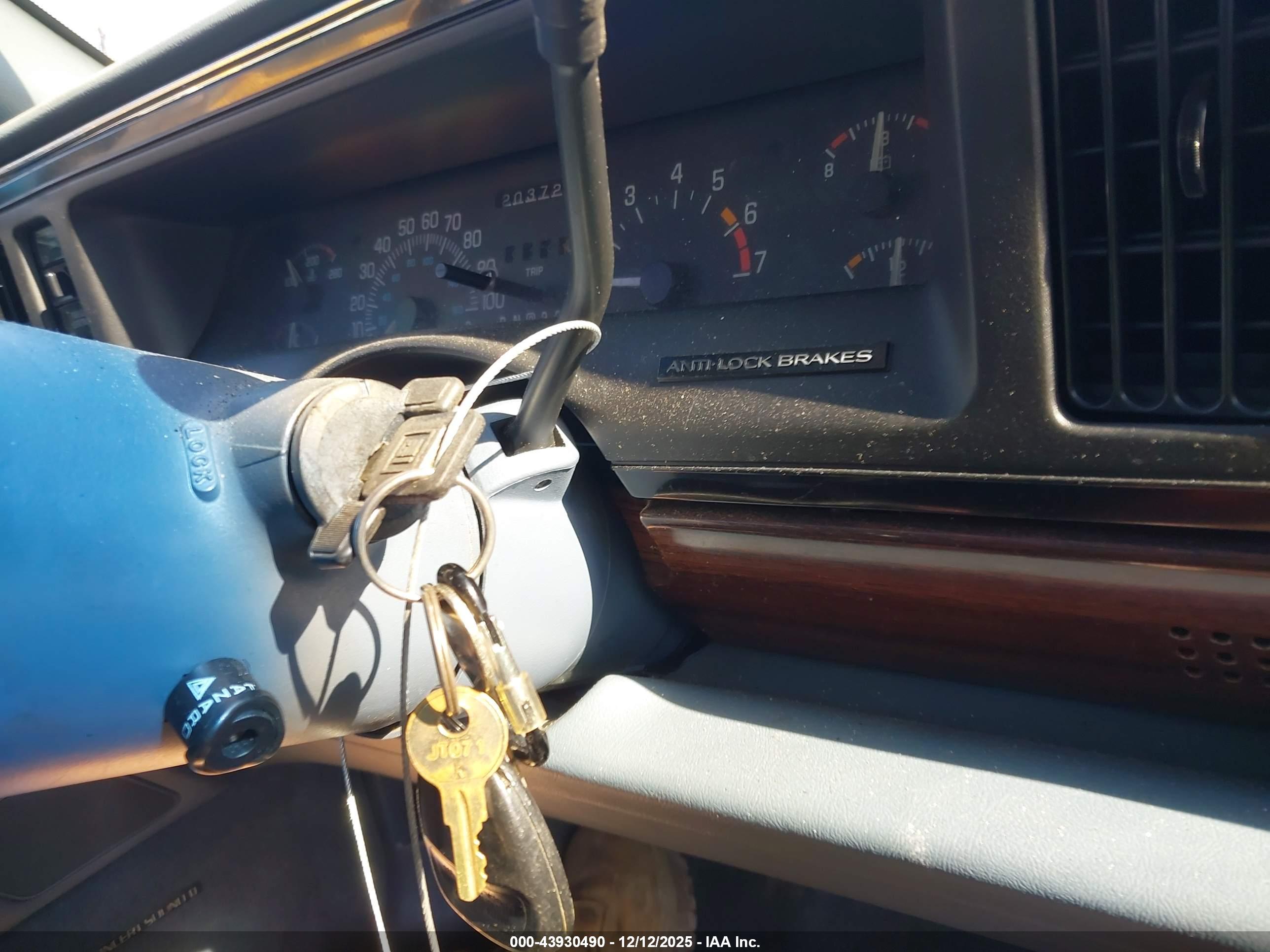 BUICK LESABRE image 11
