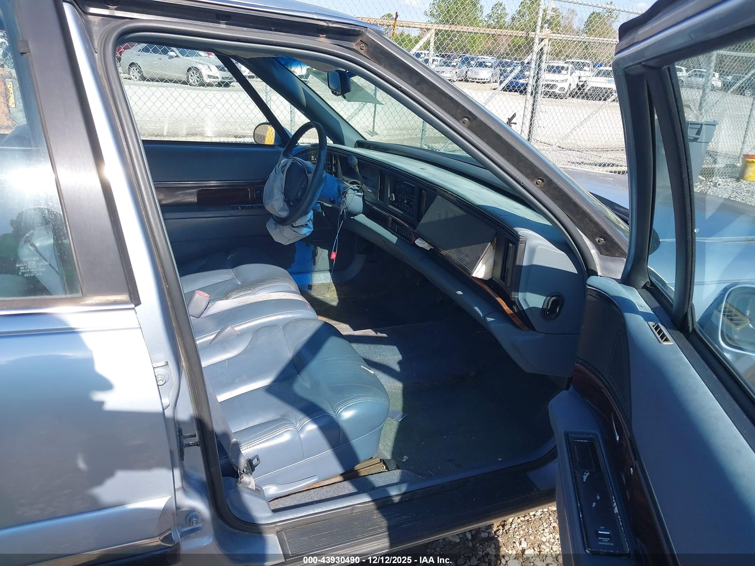 BUICK LESABRE image 5