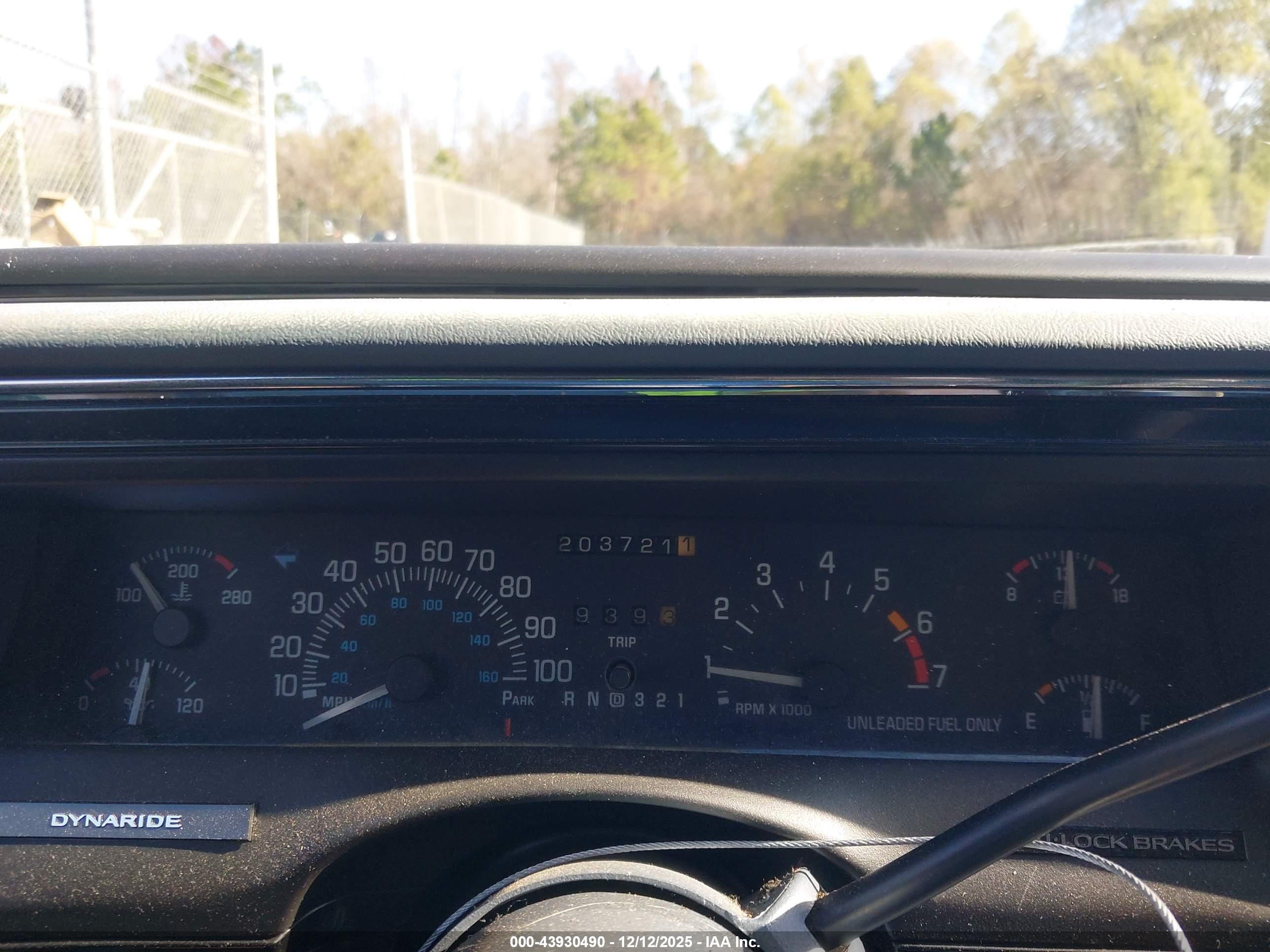 BUICK LESABRE image 7