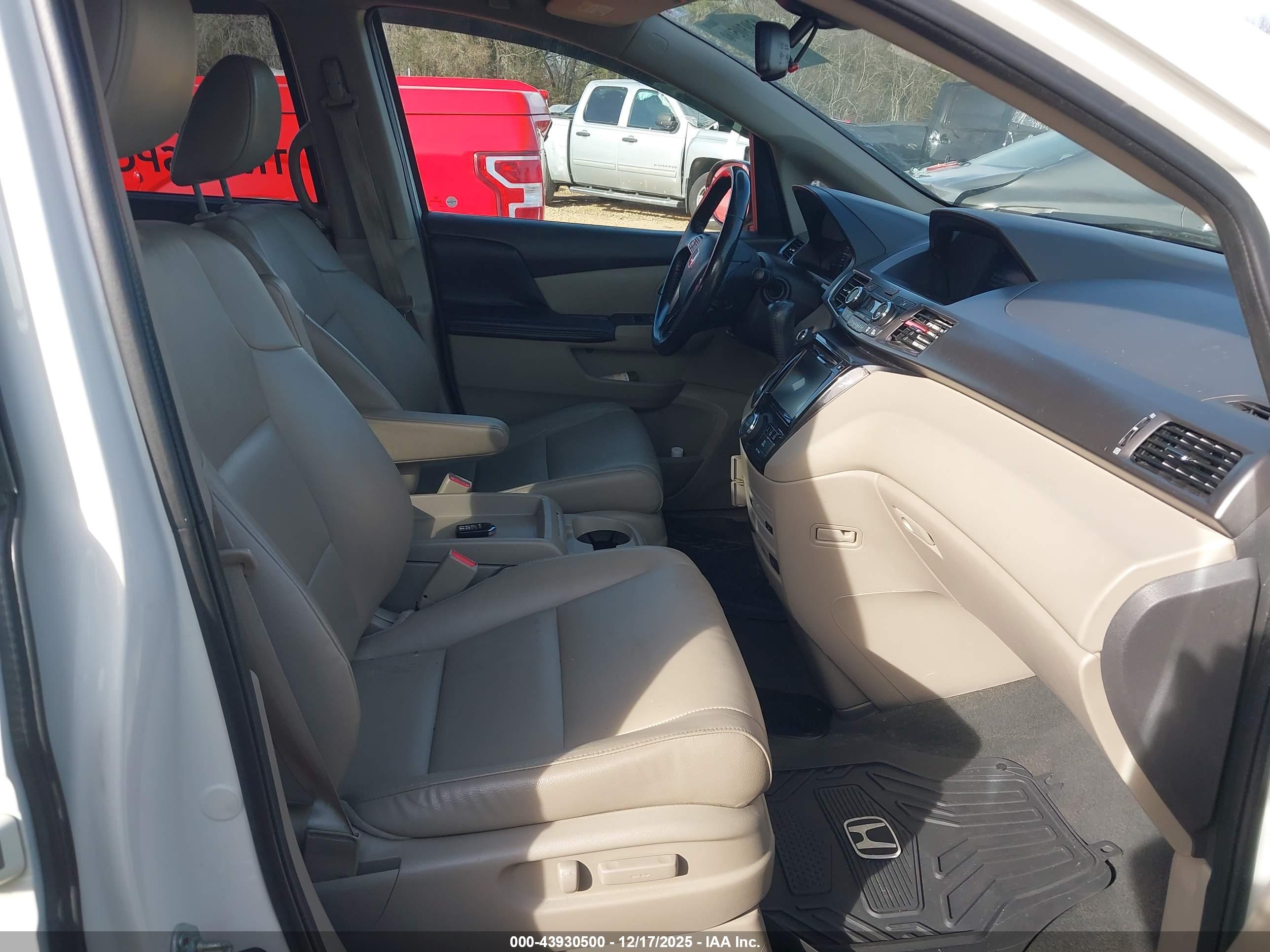 HONDA ODYSSEY image 5