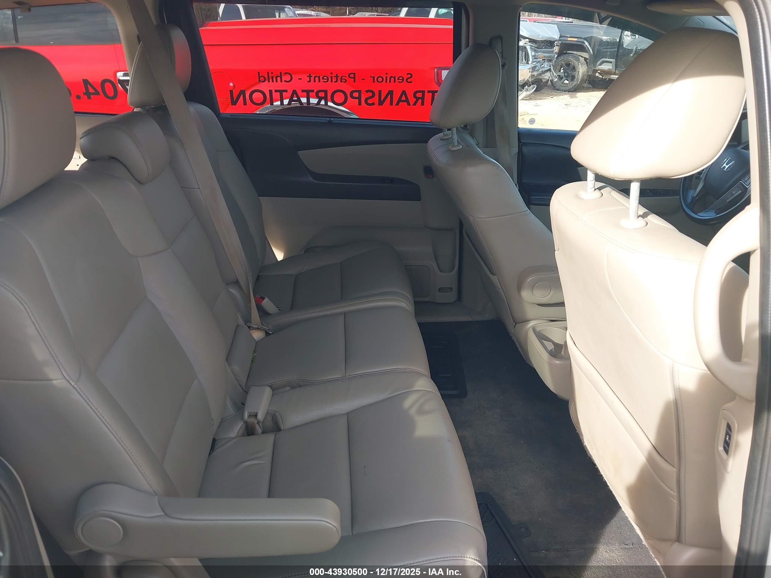 HONDA ODYSSEY image 8