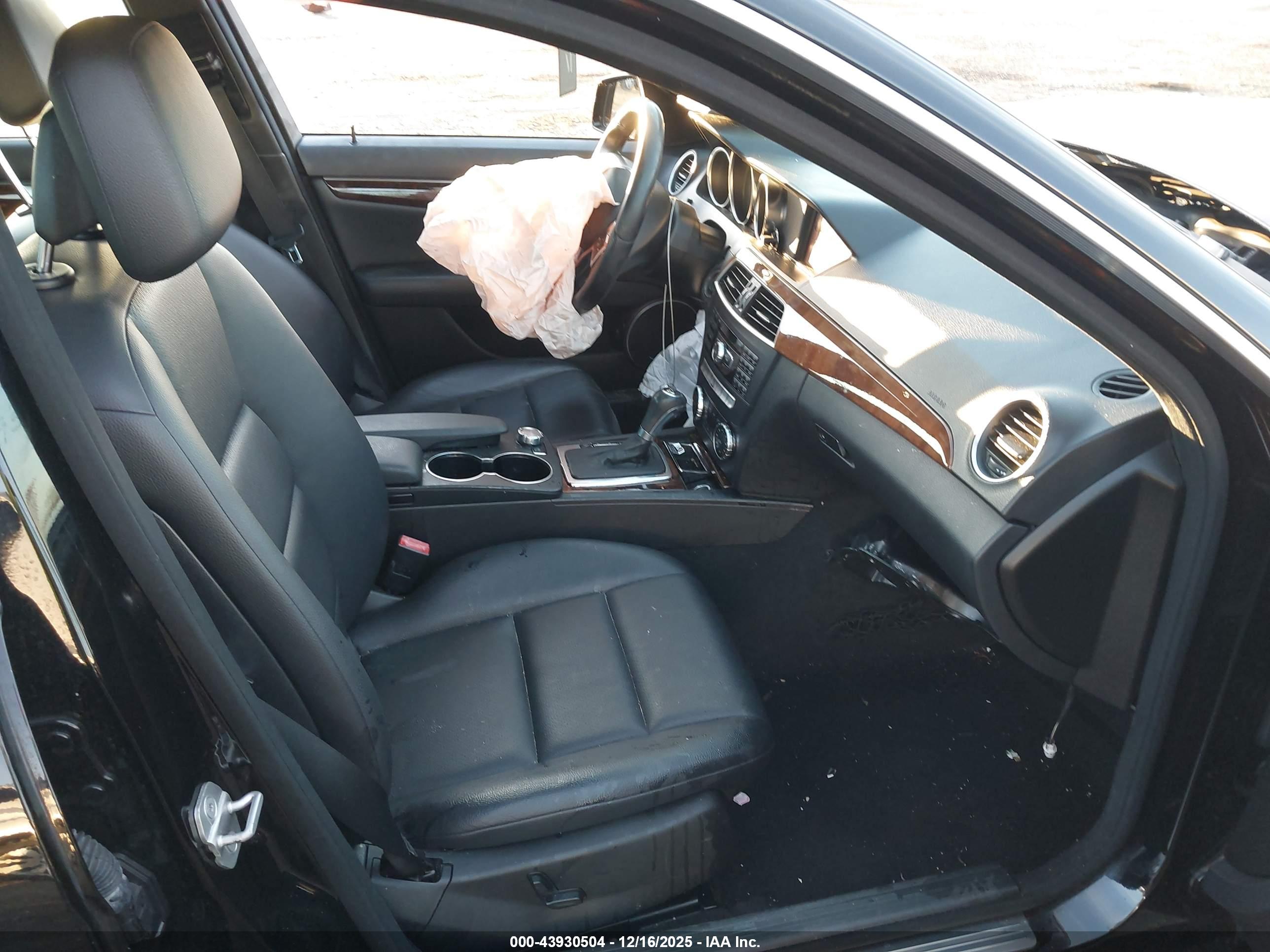 MERCEDES-BENZ C image 5
