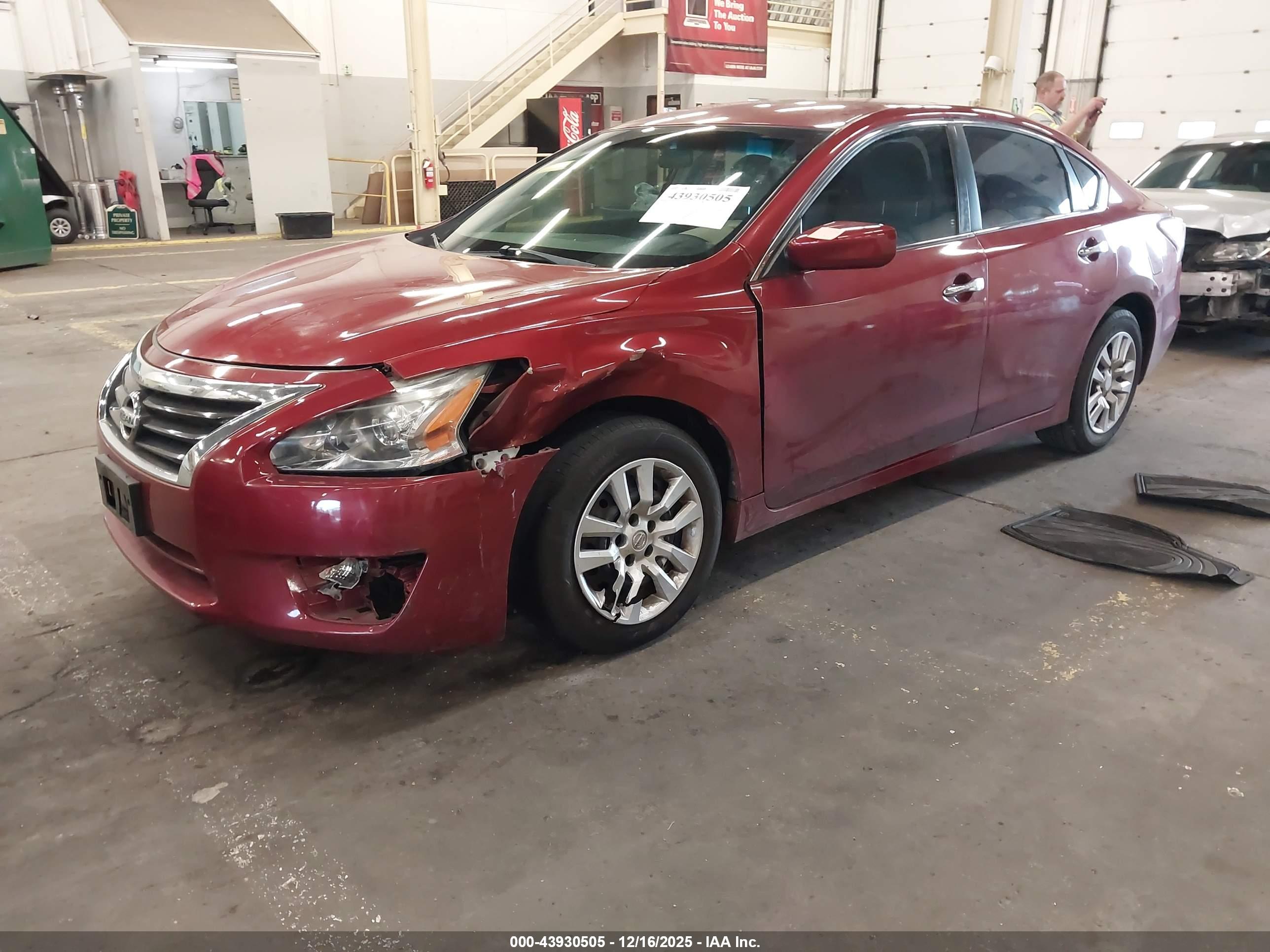 NISSAN ALTIMA image 2