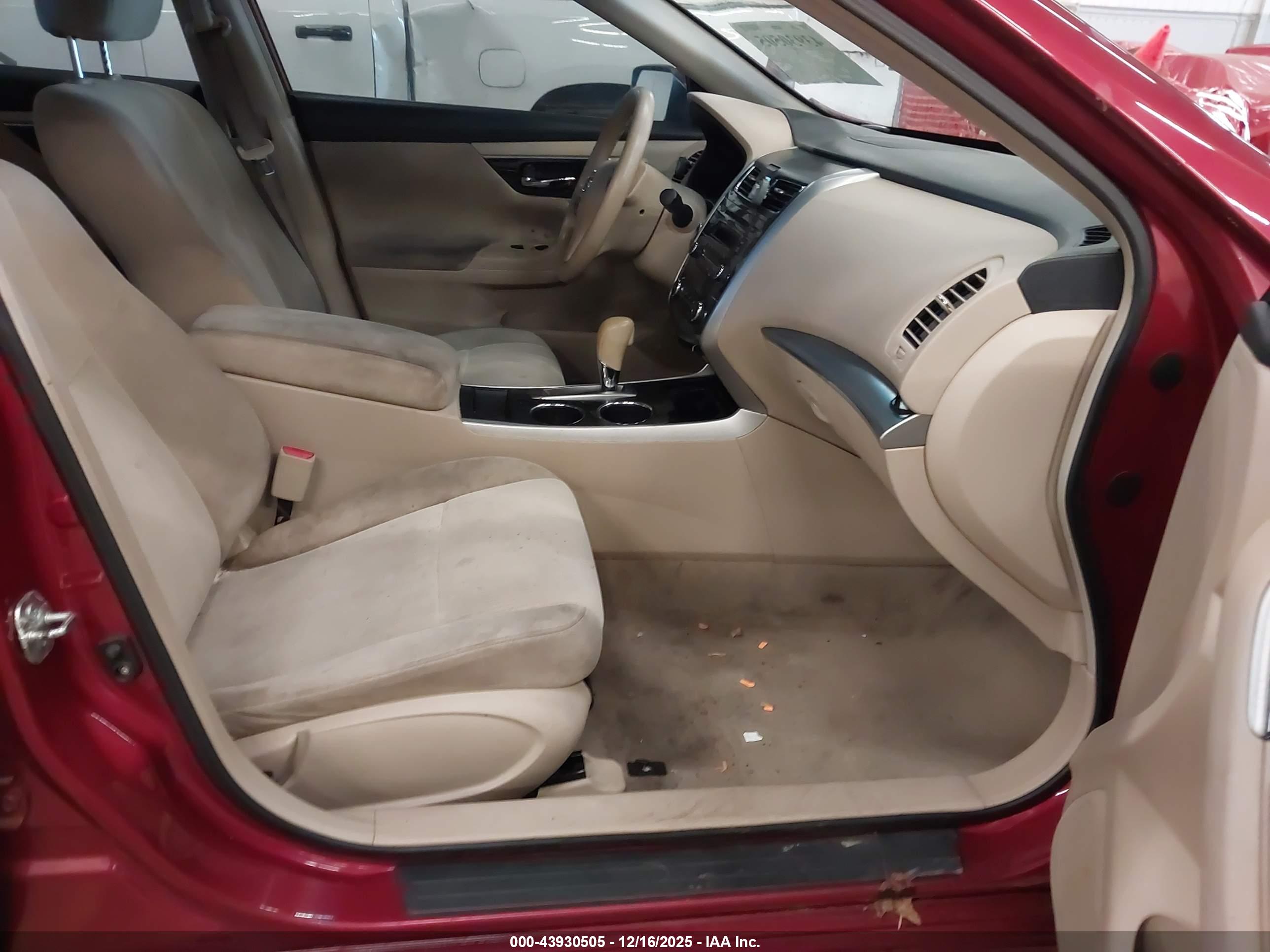 NISSAN ALTIMA image 5
