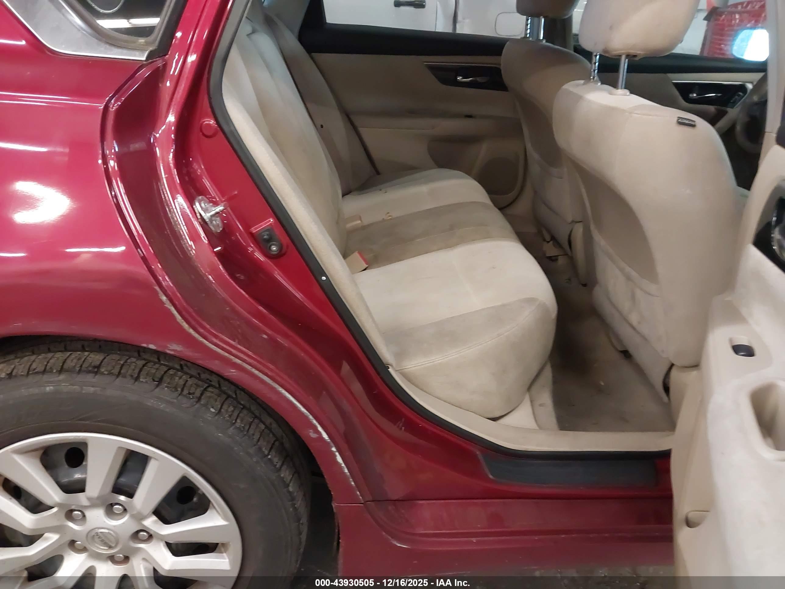 NISSAN ALTIMA image 8