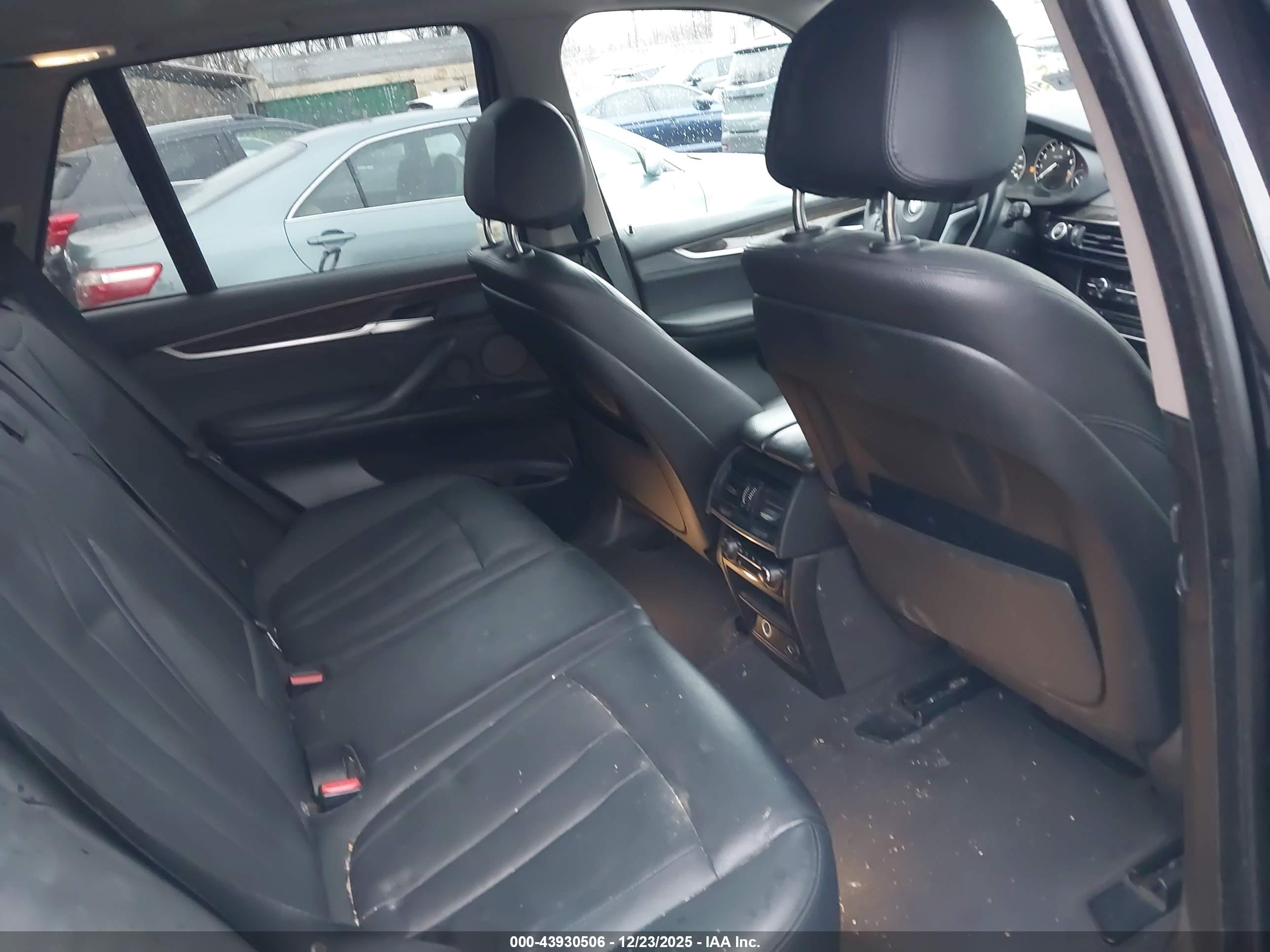 BMW X5 image 8