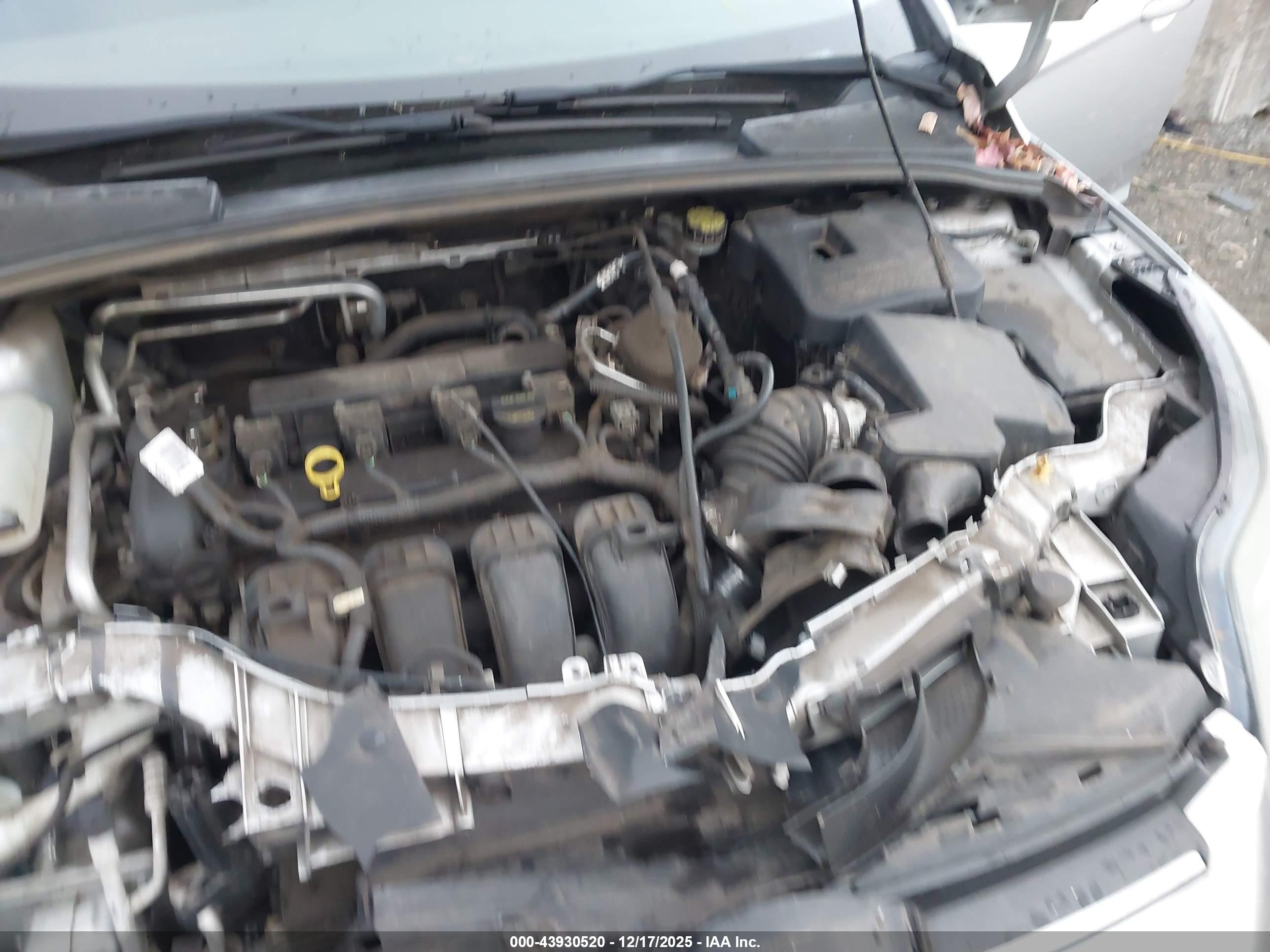 FORD FOCUS image 10
