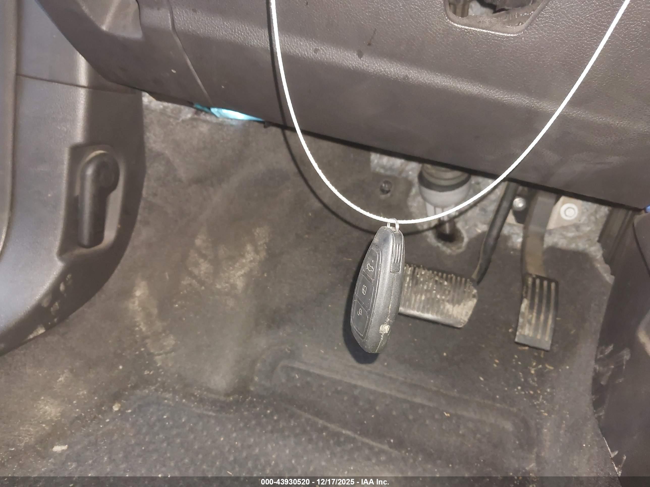FORD FOCUS image 11