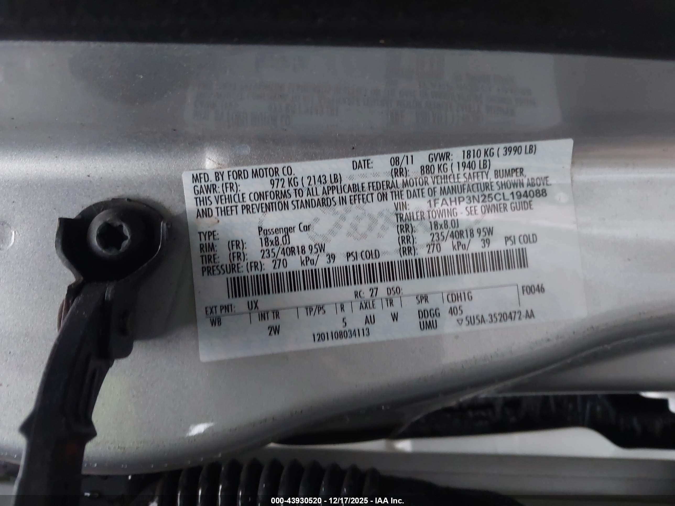 FORD FOCUS image 9