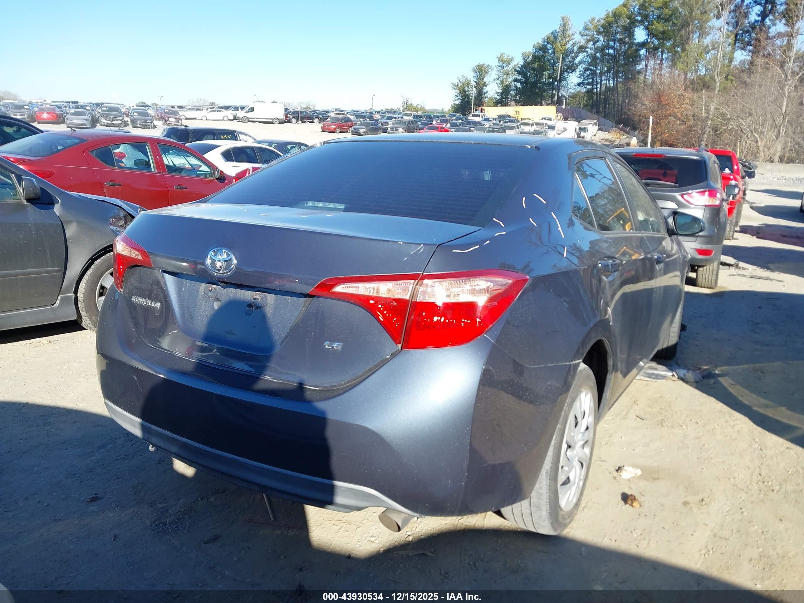 TOYOTA COROLLA image 4